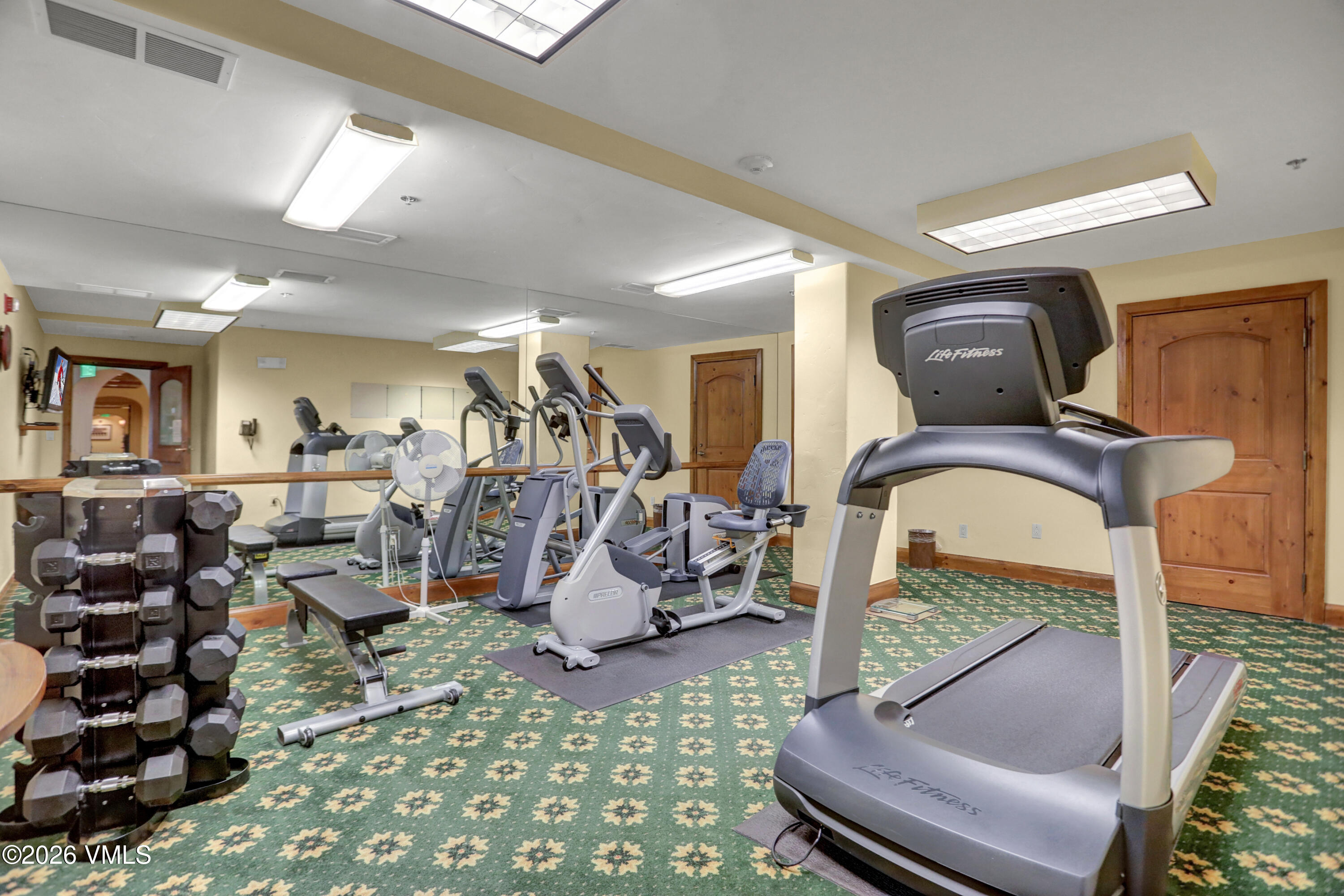 242 E Meadow Drive # 304