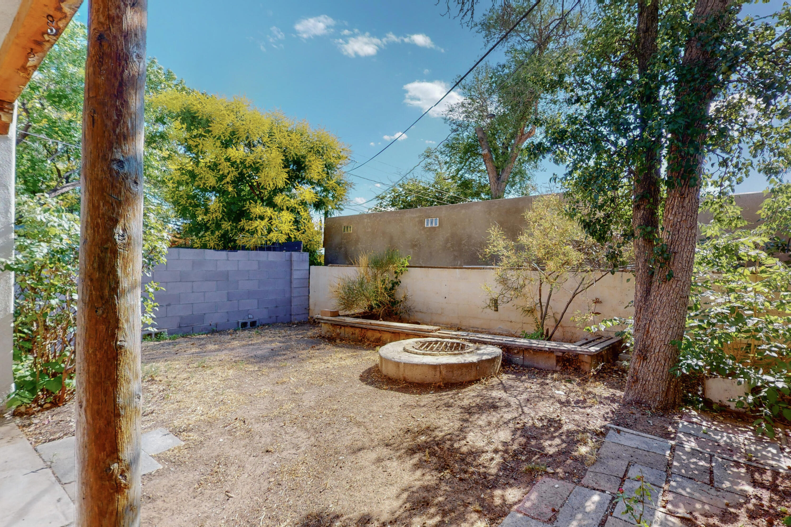 1001 Vassar Drive SE