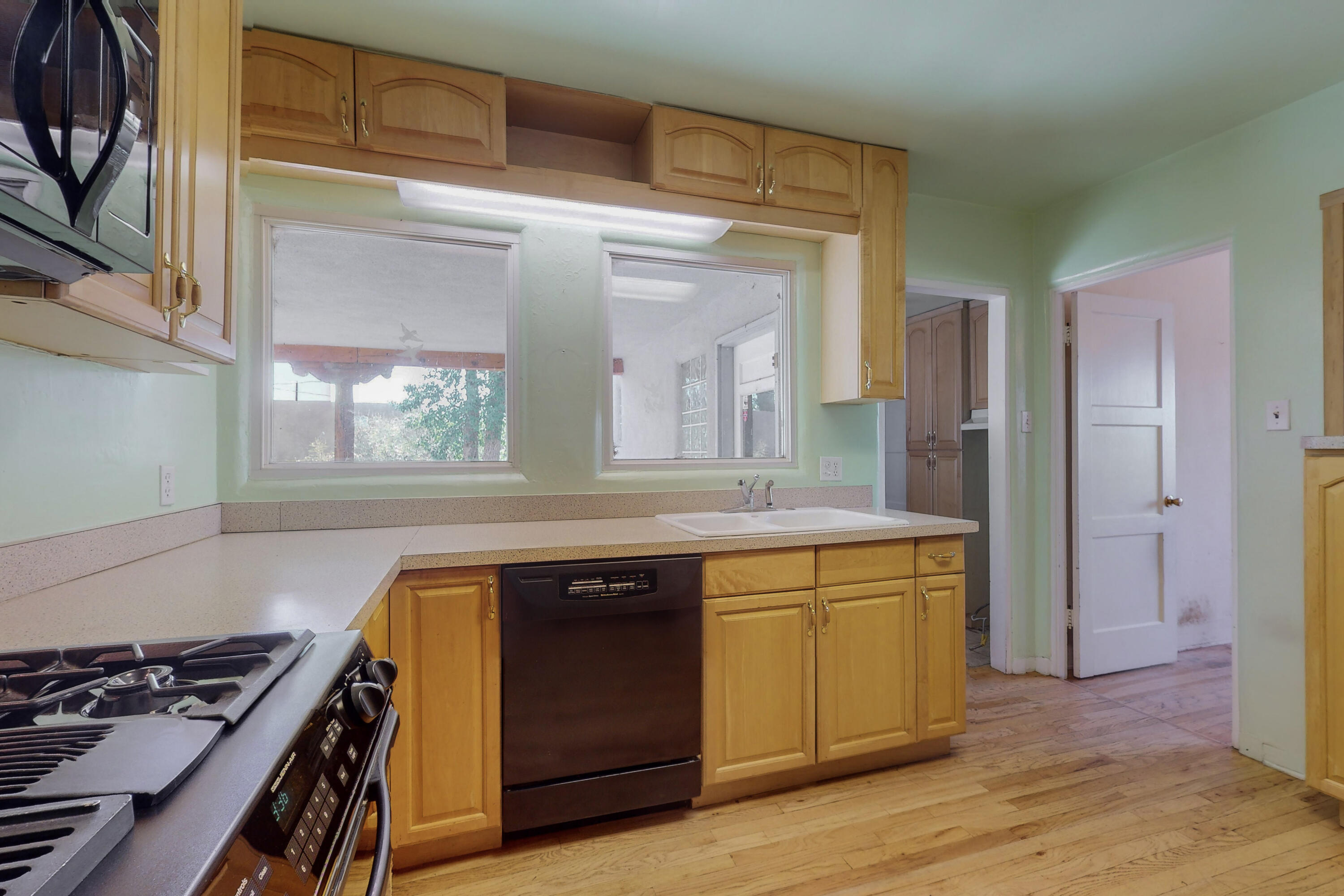 1001 Vassar Drive SE