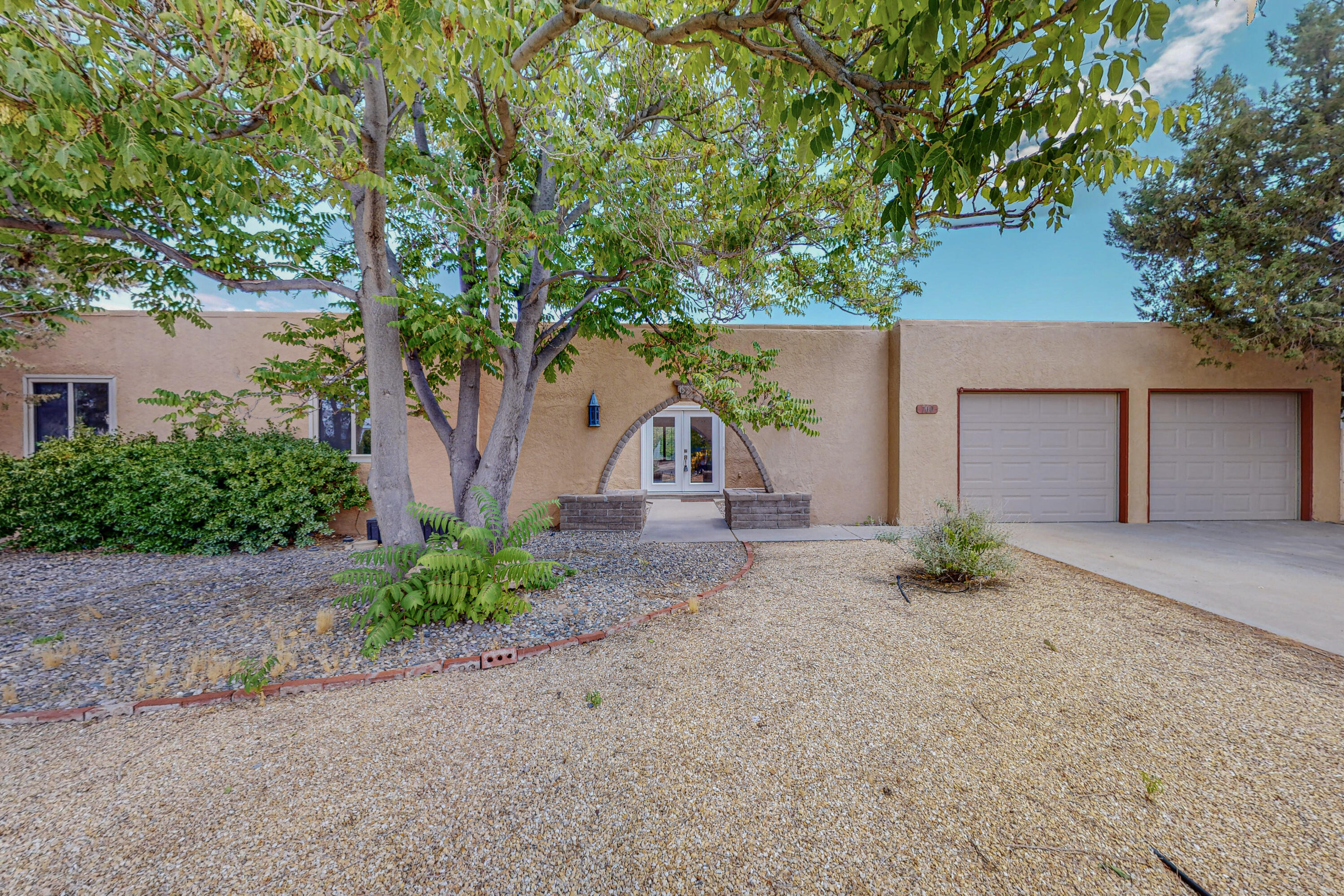 700 Las Marias Drive SE