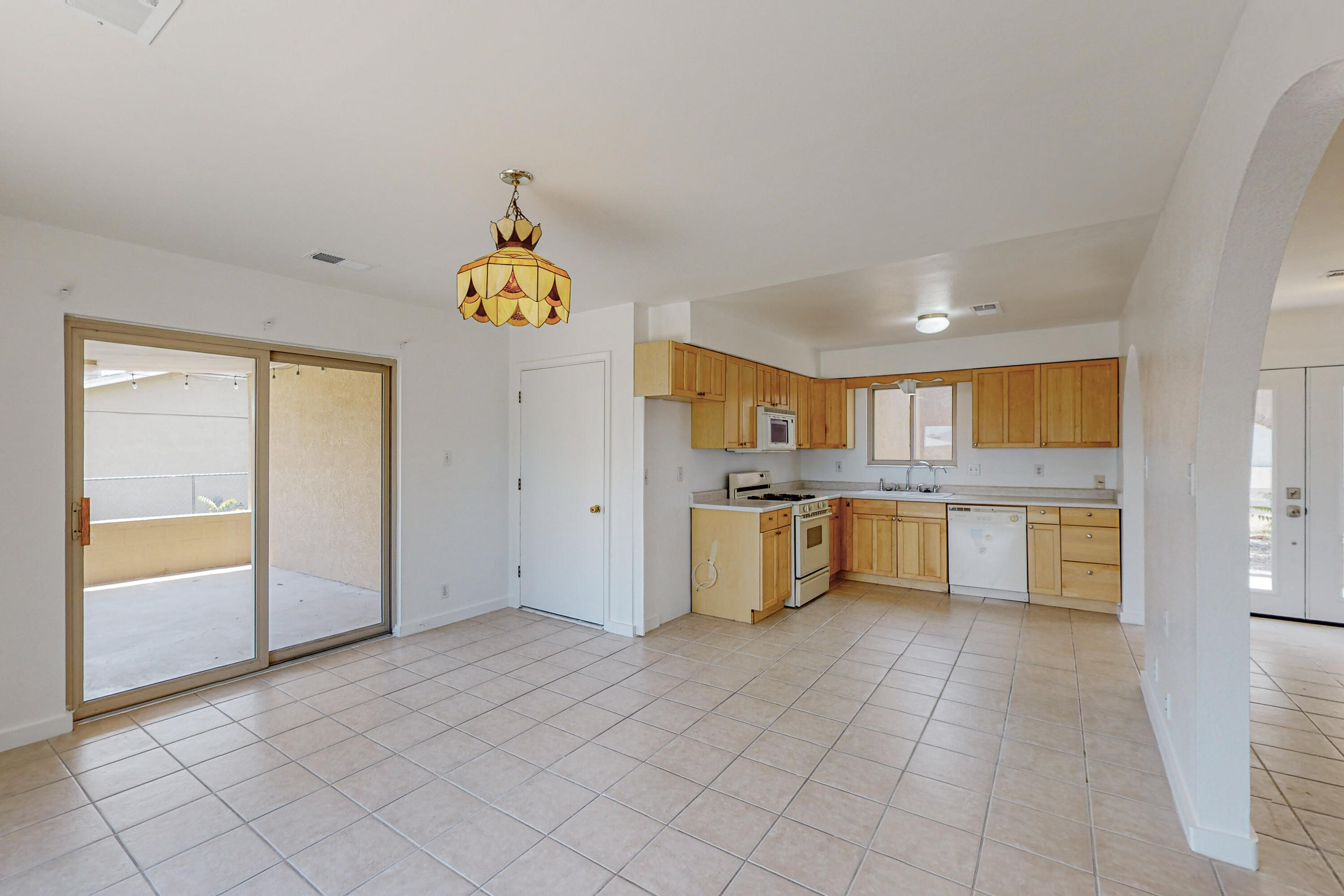 700 Las Marias Drive SE