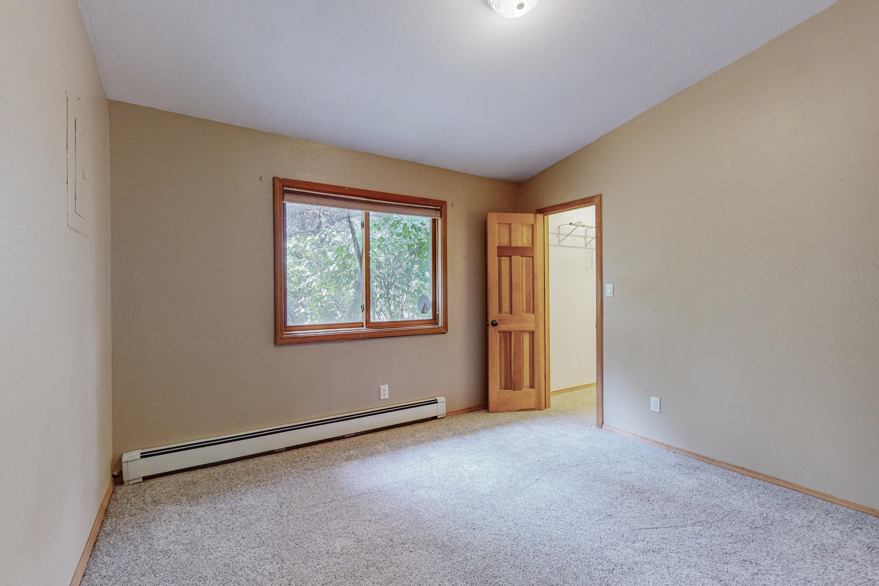 11 Autumnwood Court