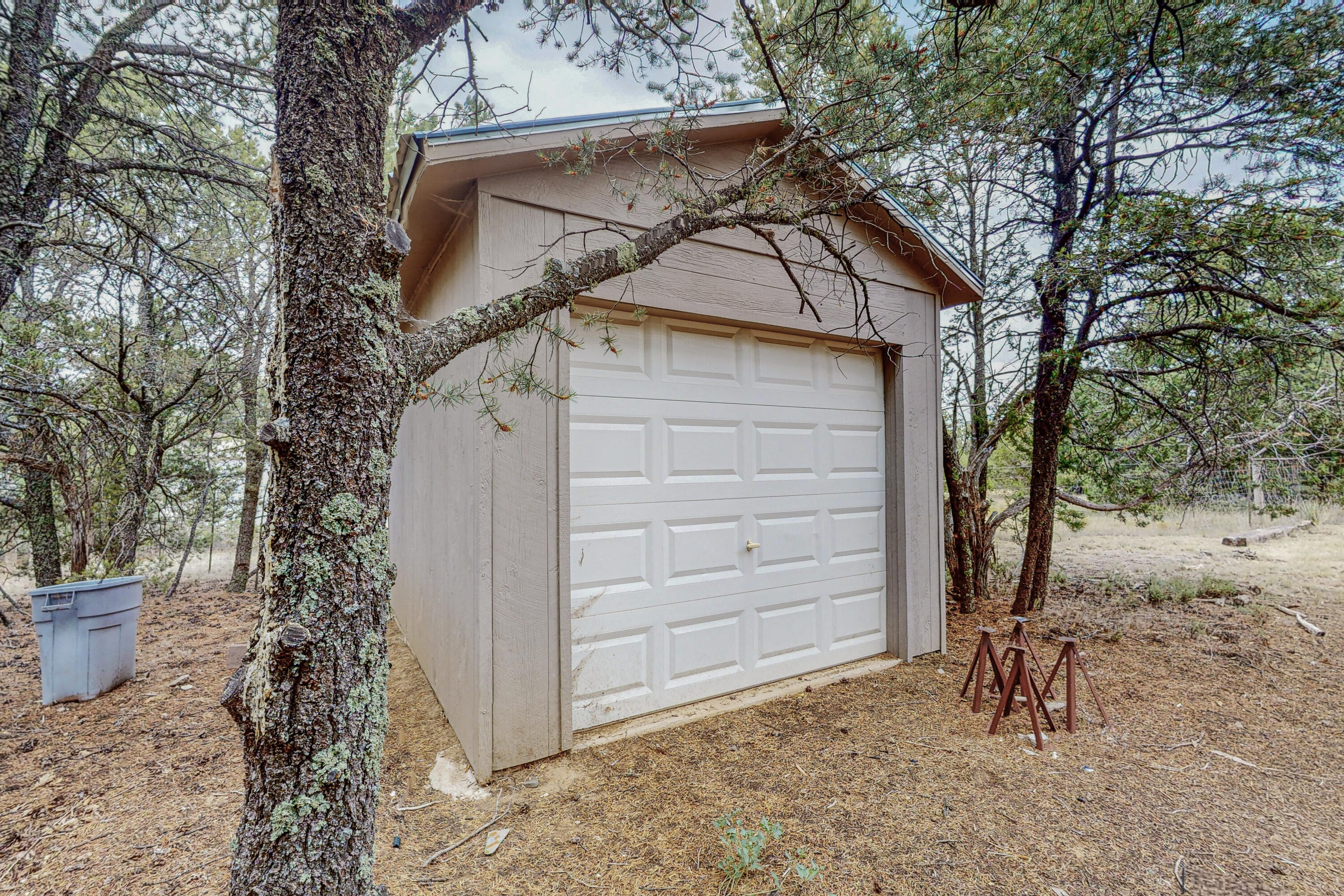 11 Autumnwood Court