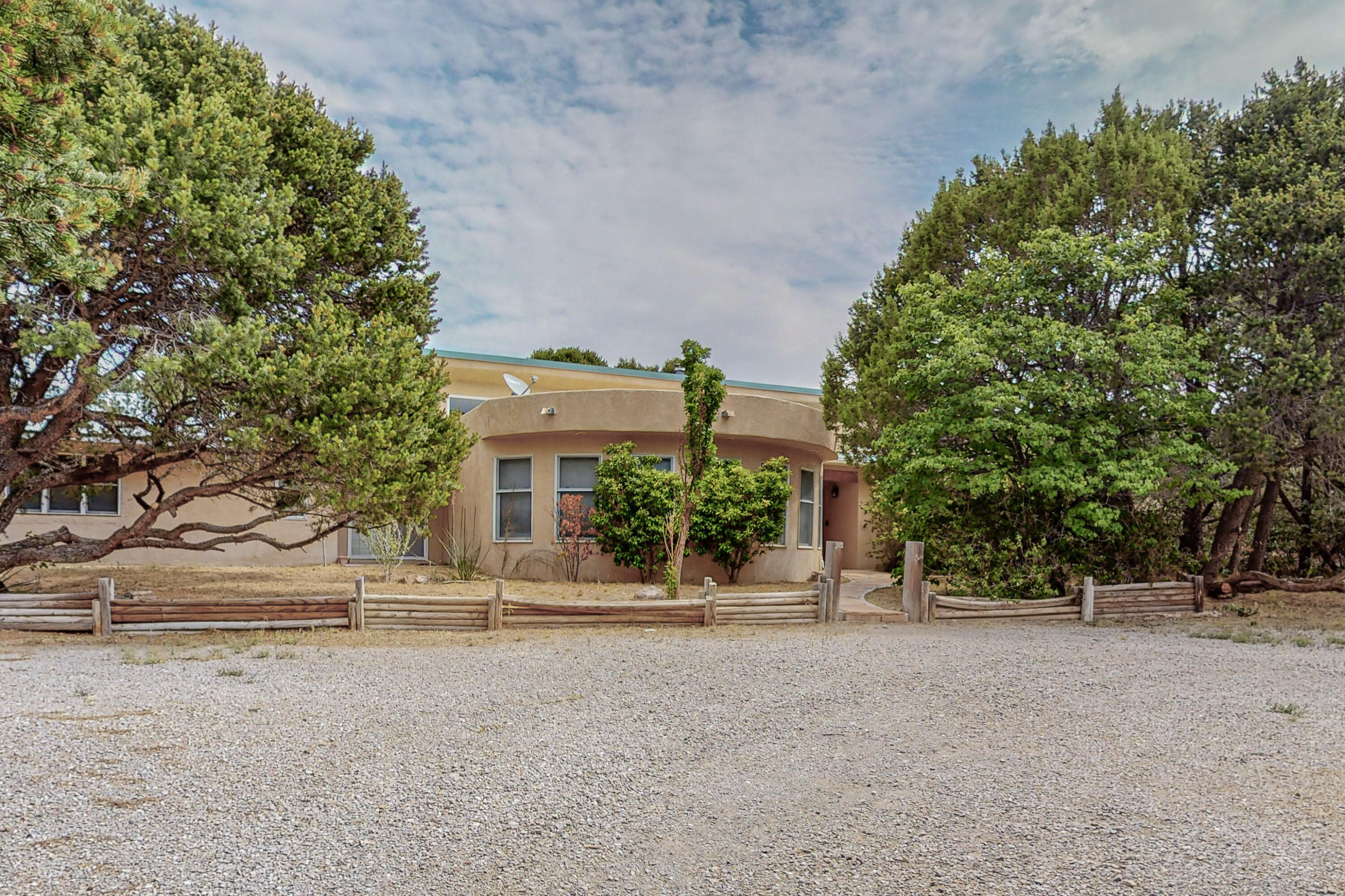 11 Autumnwood Court