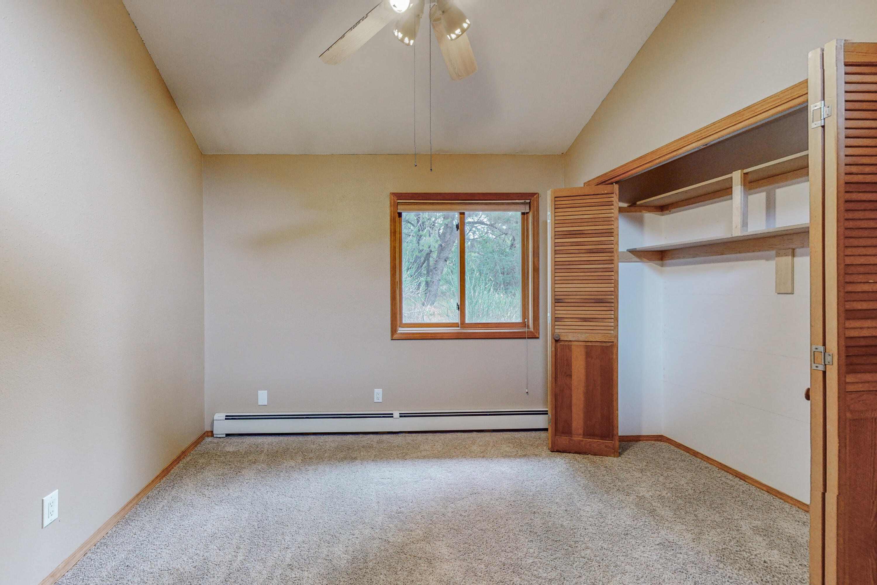 11 Autumnwood Court