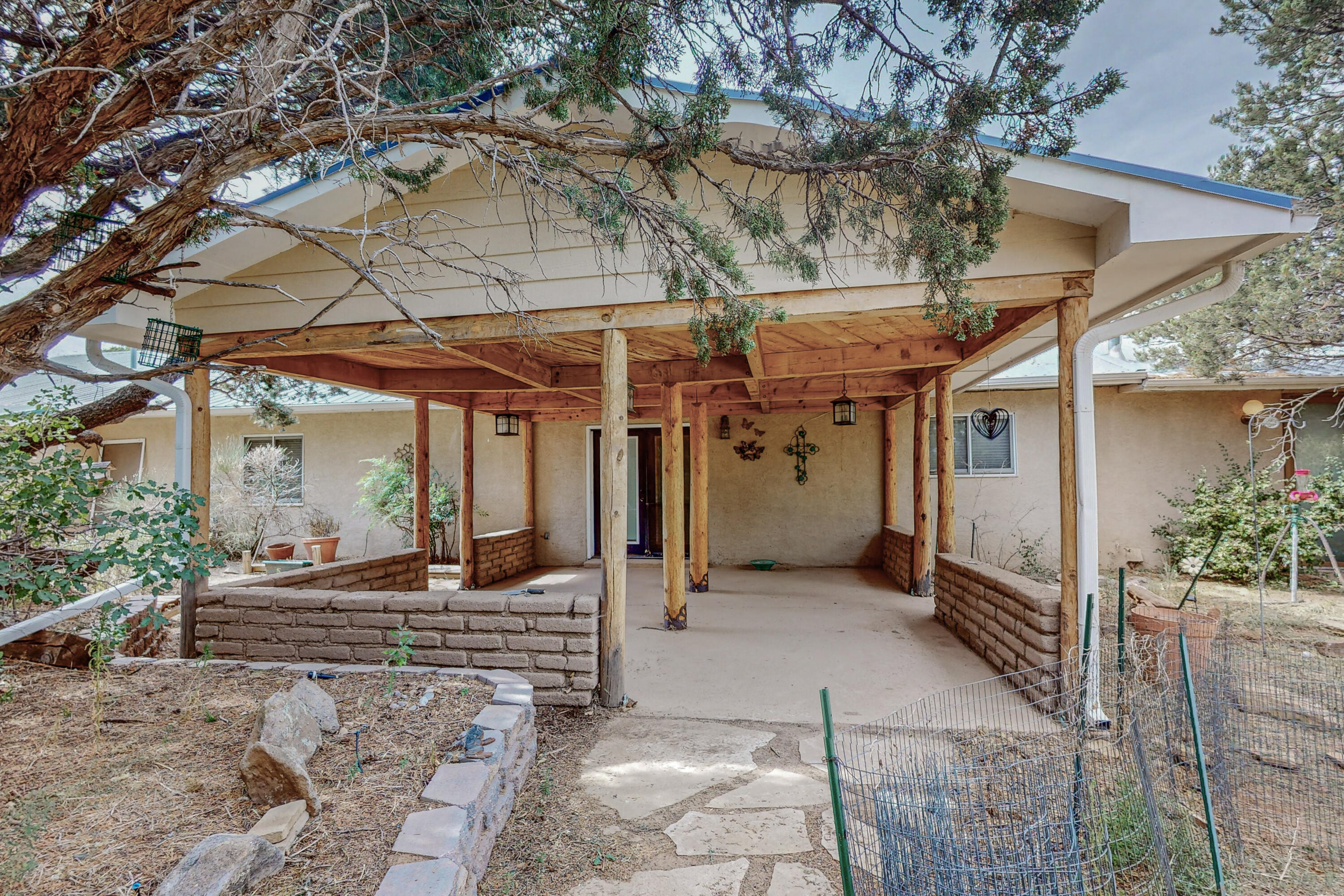 11 Autumnwood Court