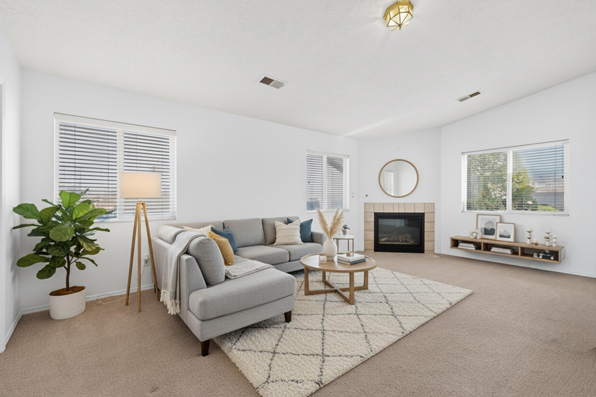 612 Glacier Bay Place SE