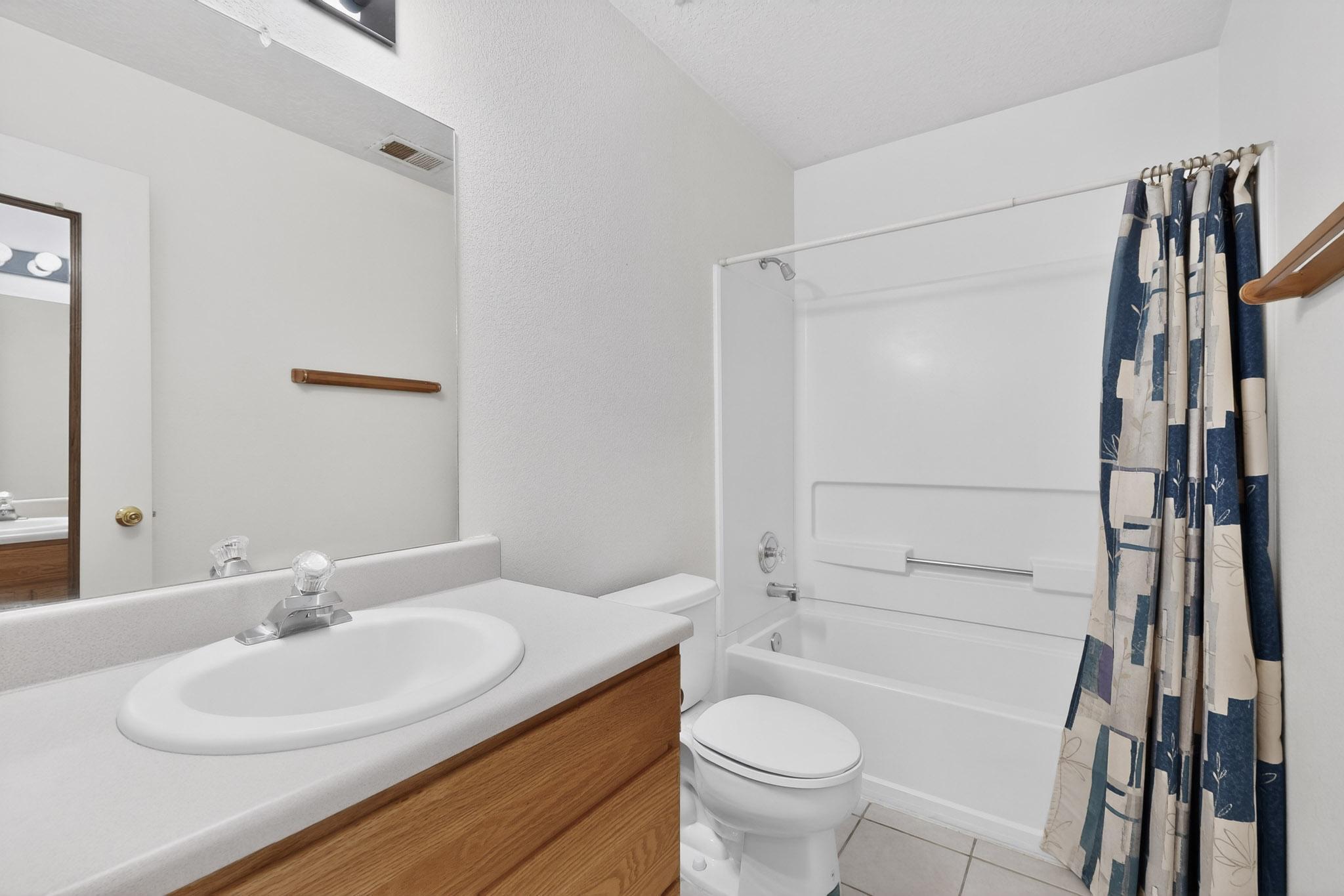 612 Glacier Bay Place SE