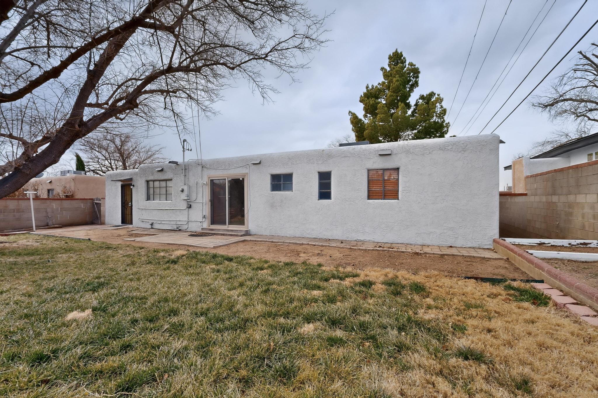 1722 Vermont Street NE