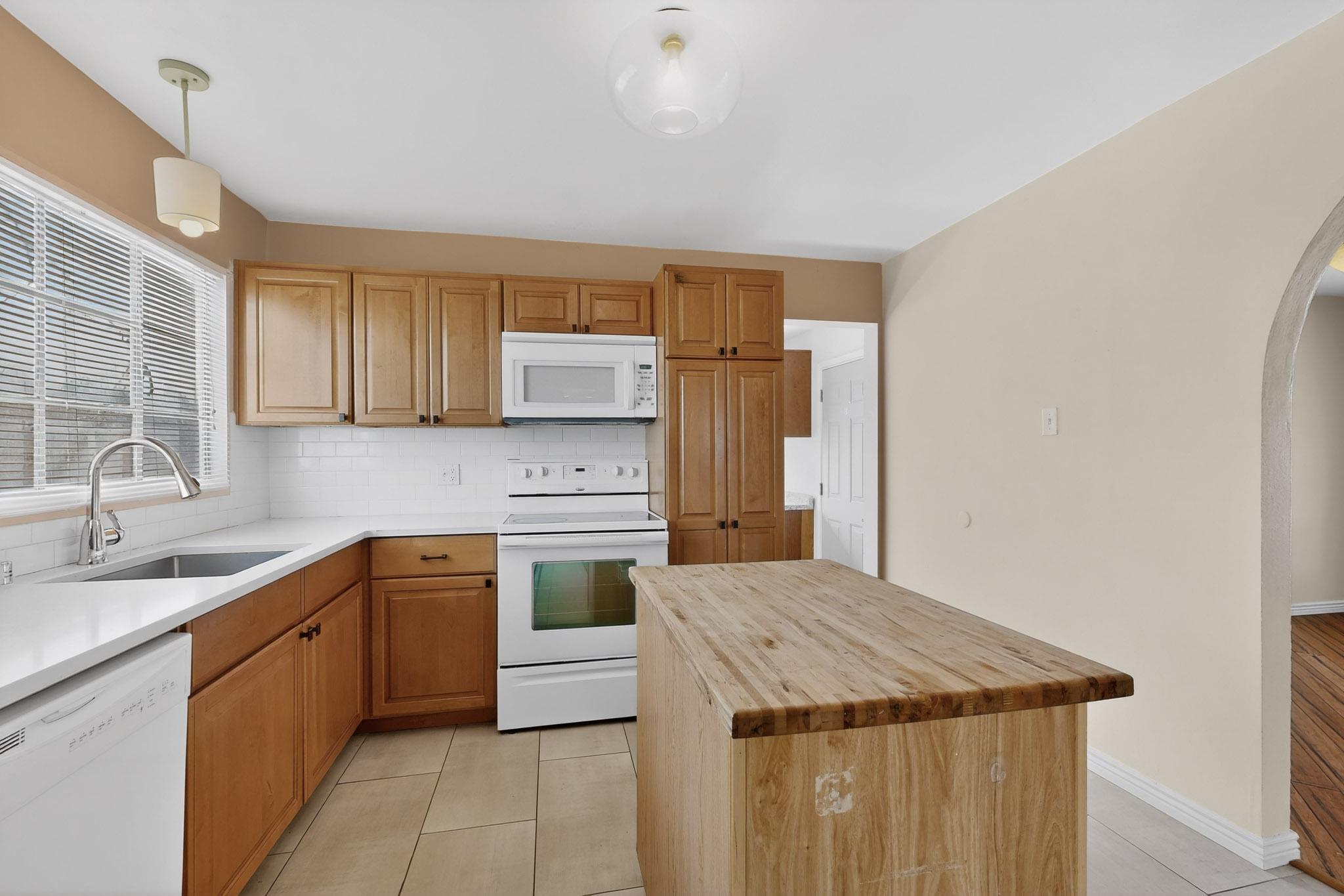 1722 Vermont Street NE