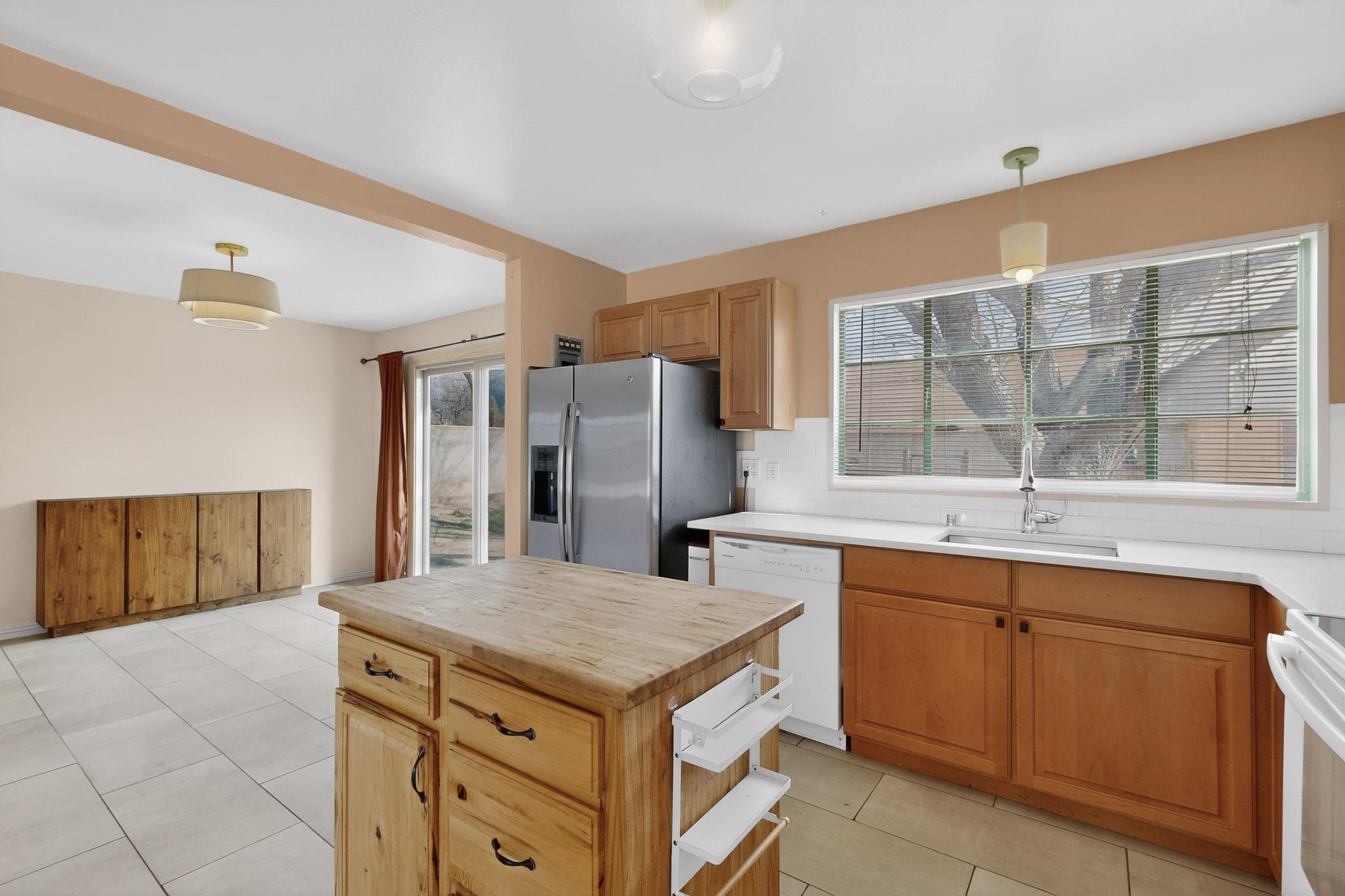 1722 Vermont Street NE