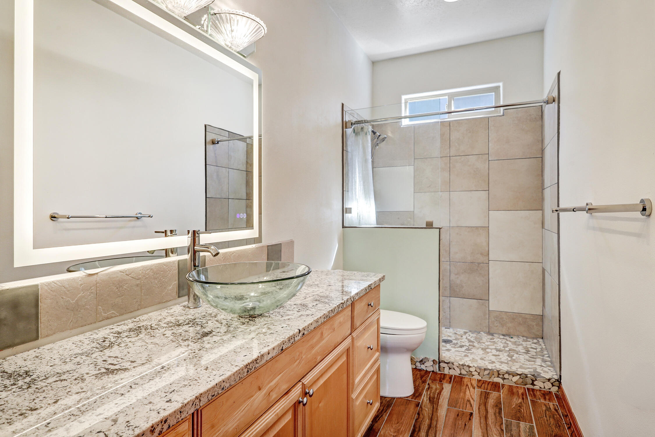 209 Manhattan Place NW