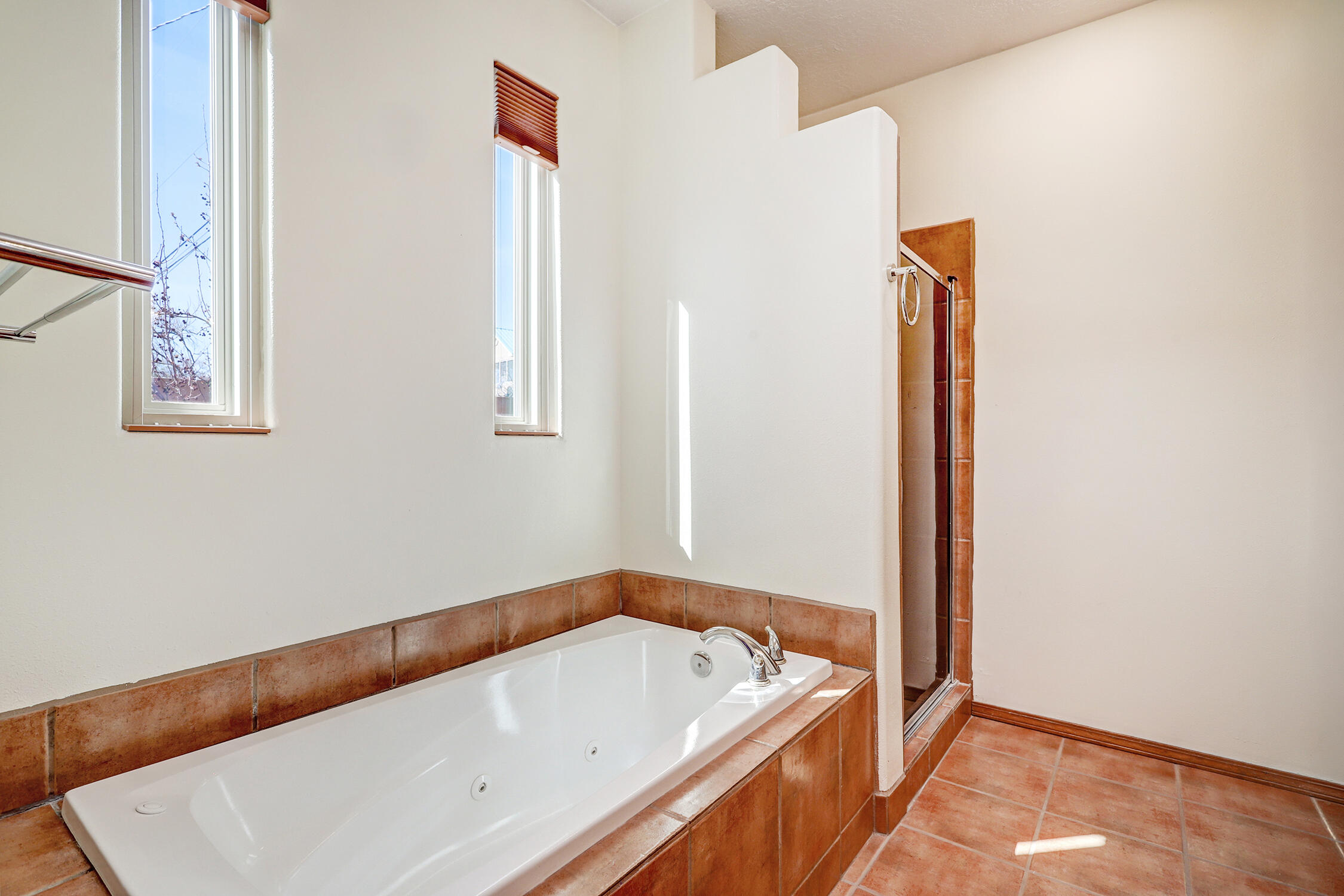 209 Manhattan Place NW