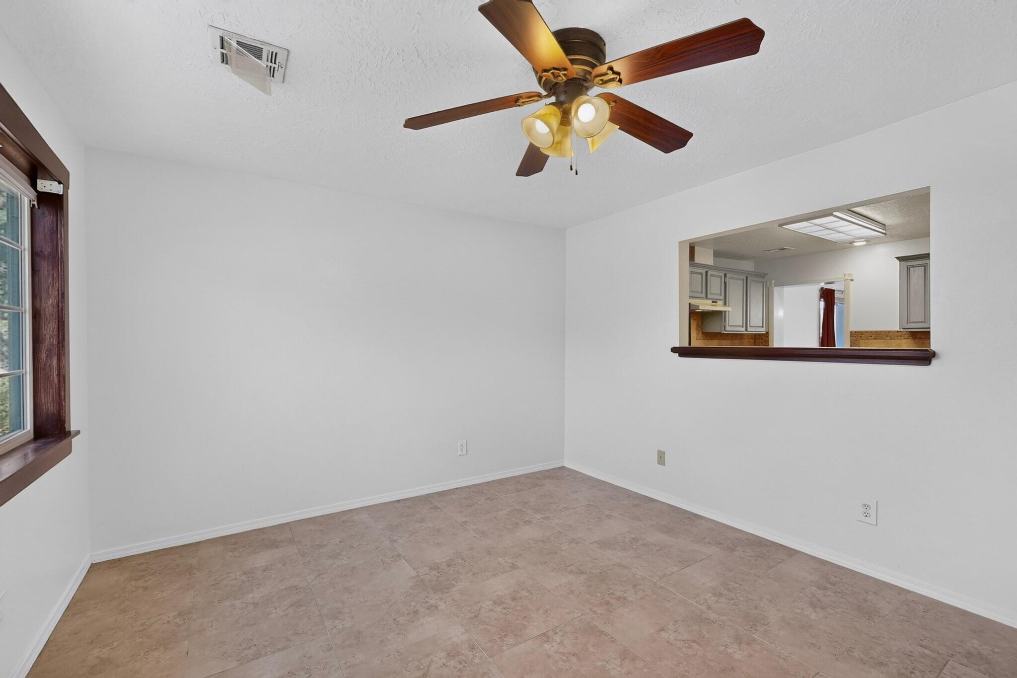 1401 Vista Del Rio Road SW