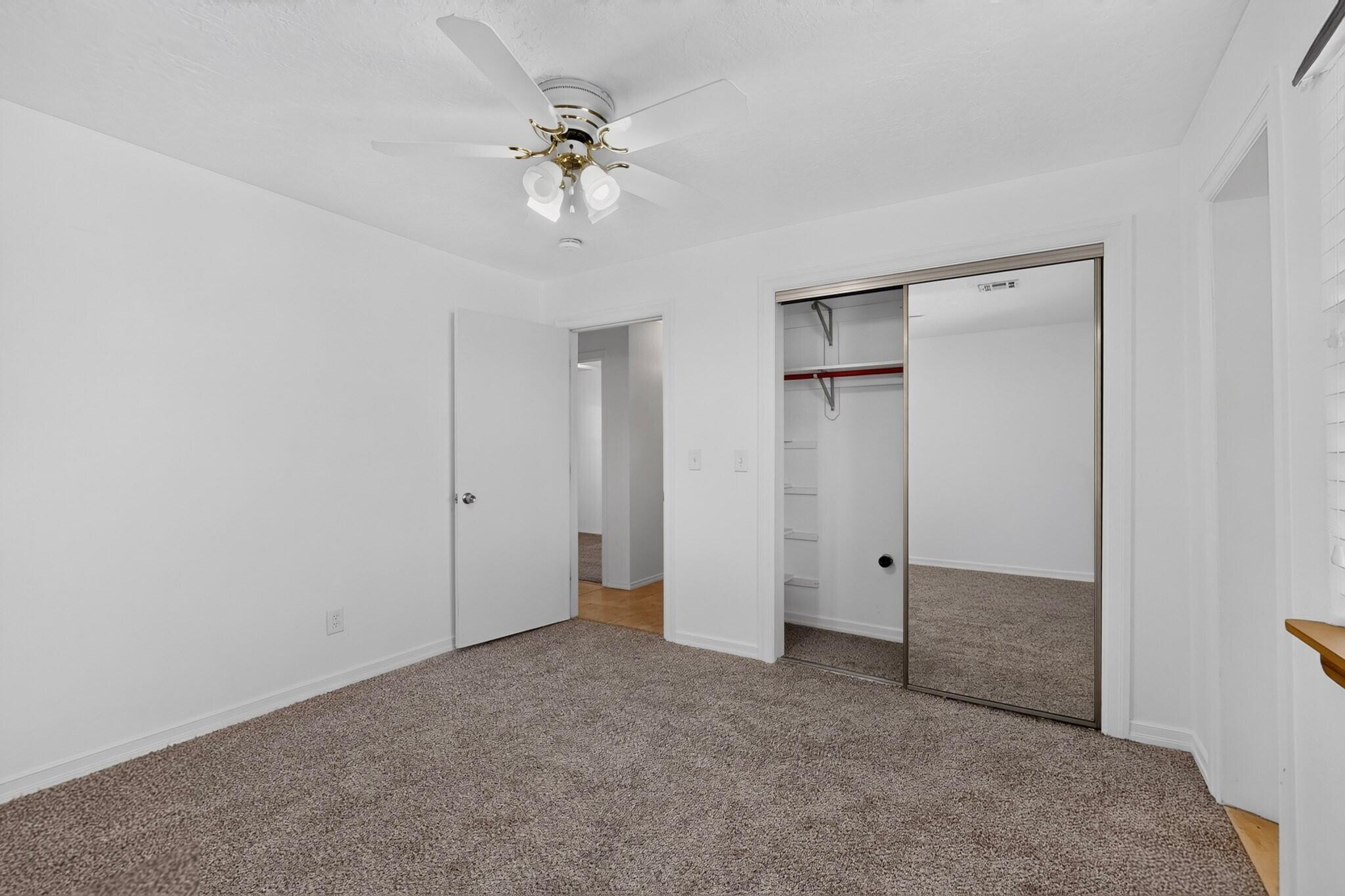 1401 Vista Del Rio Road SW