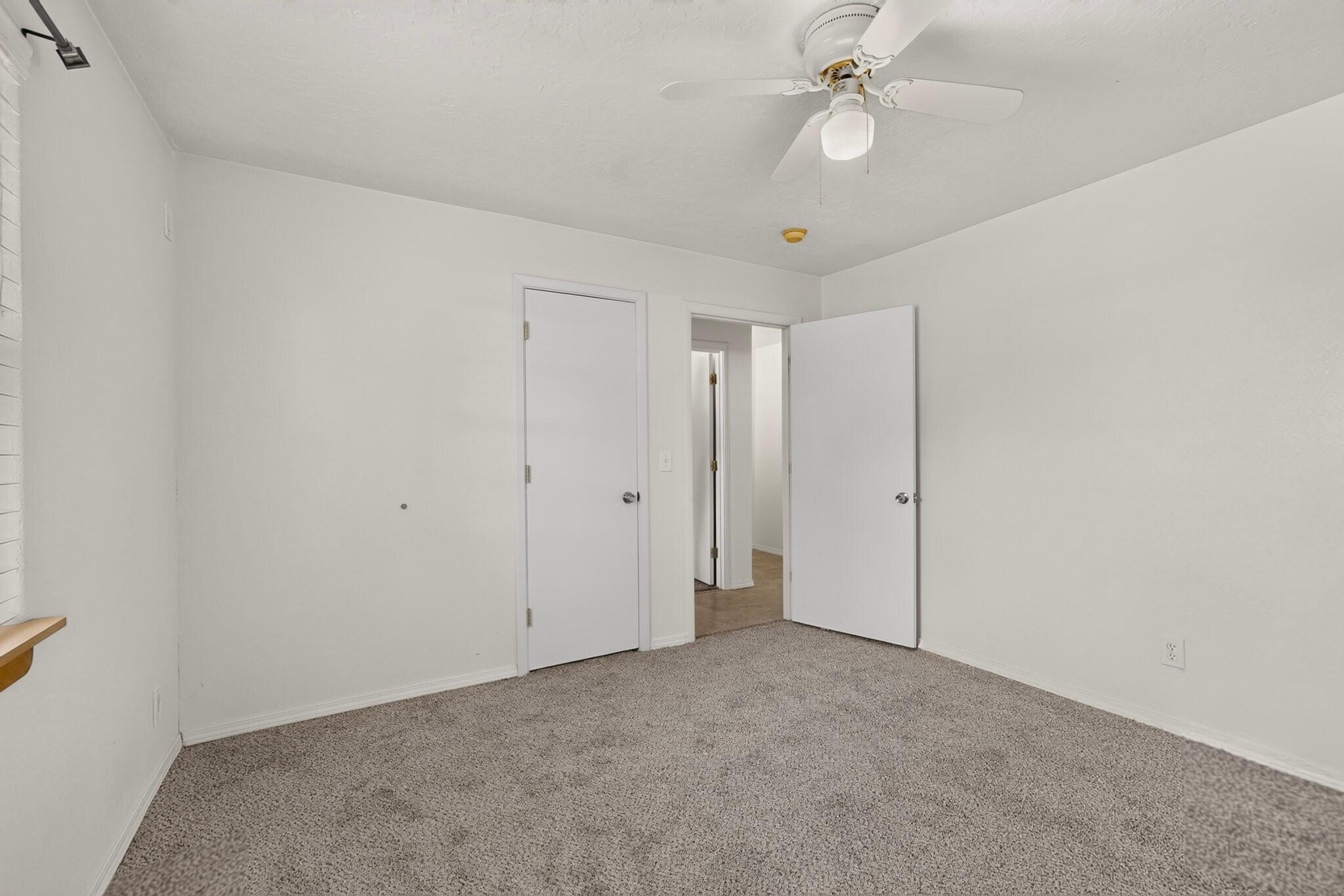 1401 Vista Del Rio Road SW
