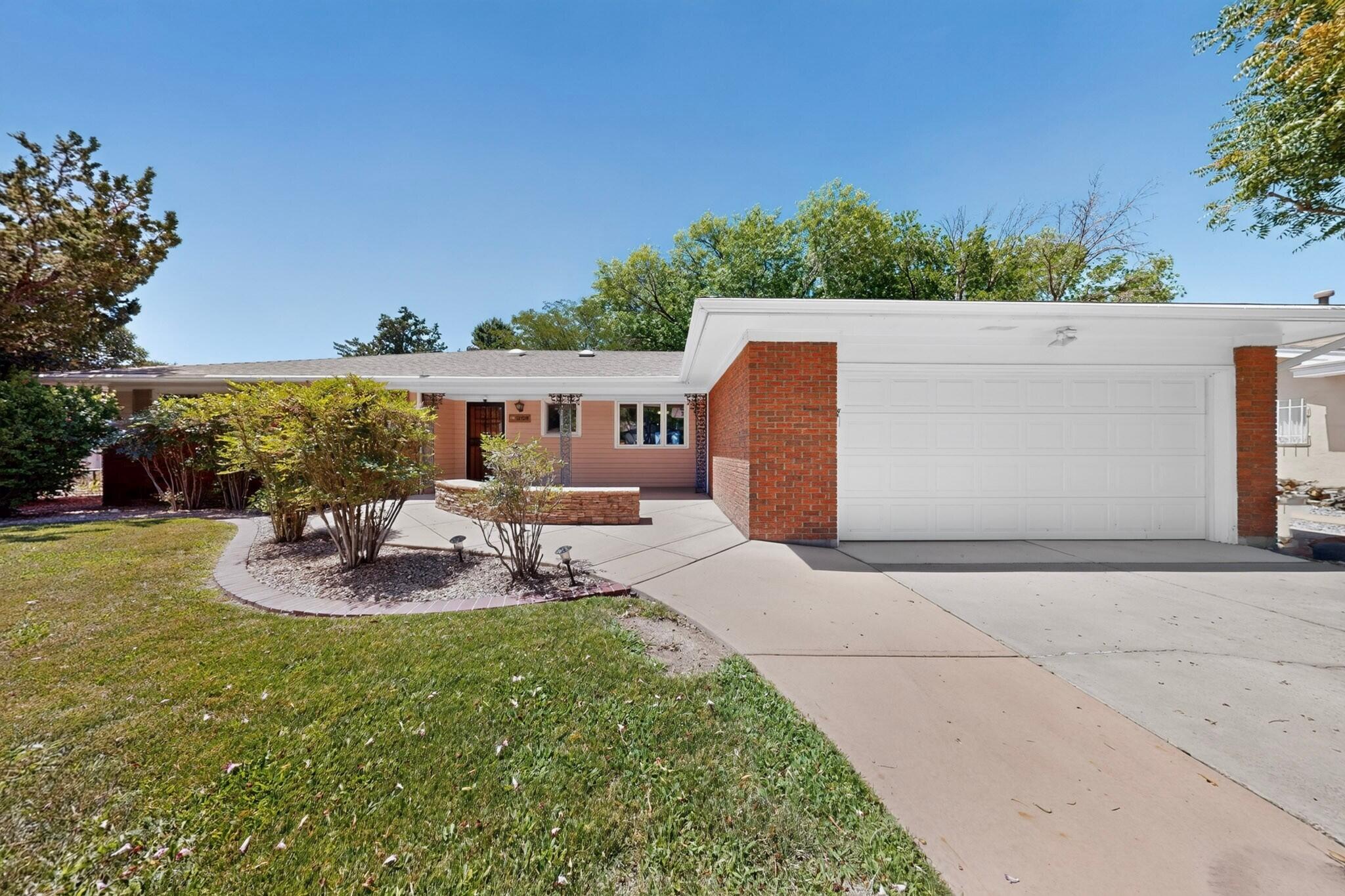 3109 Utah Street NE