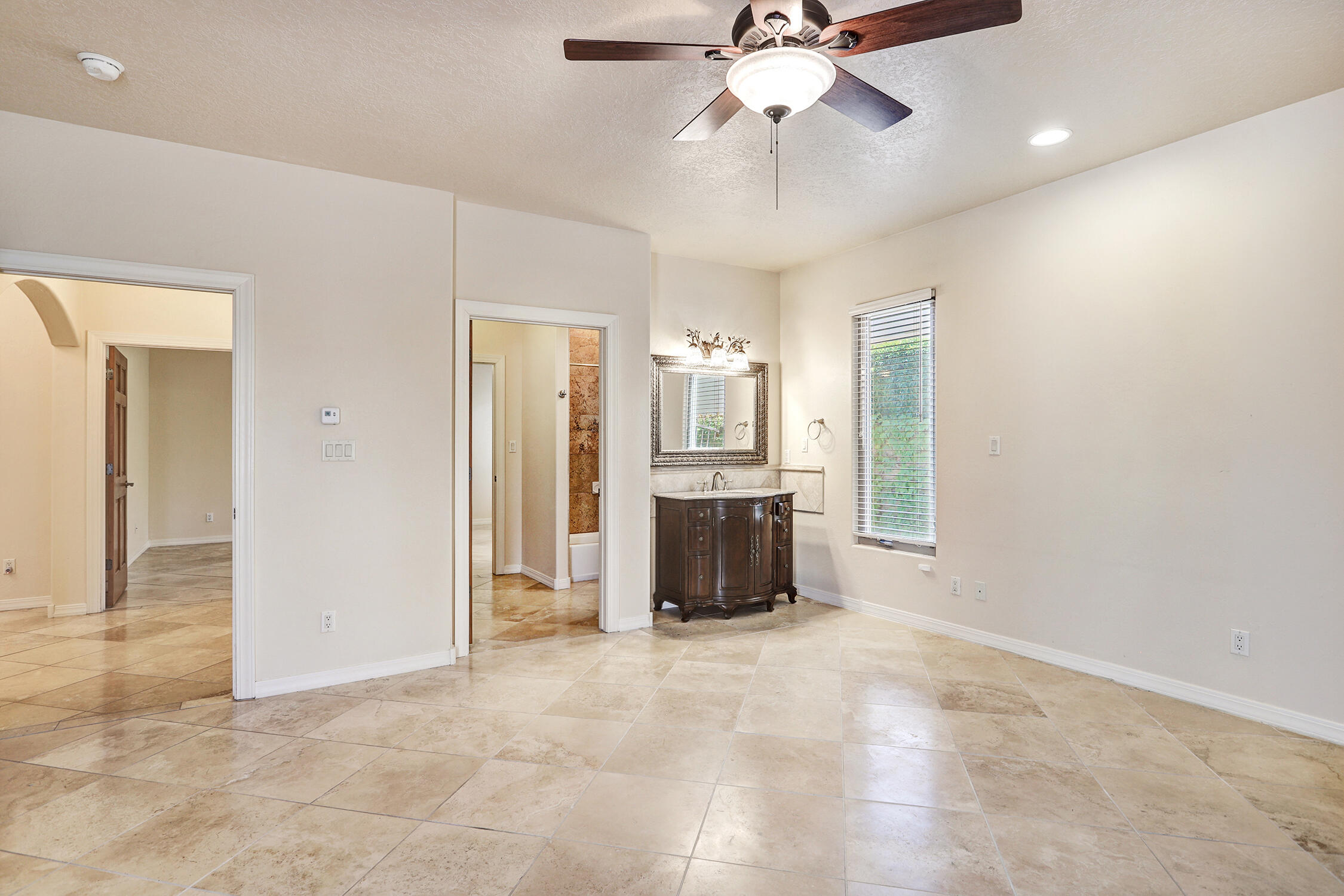 508 Laguna Seca Lane NW