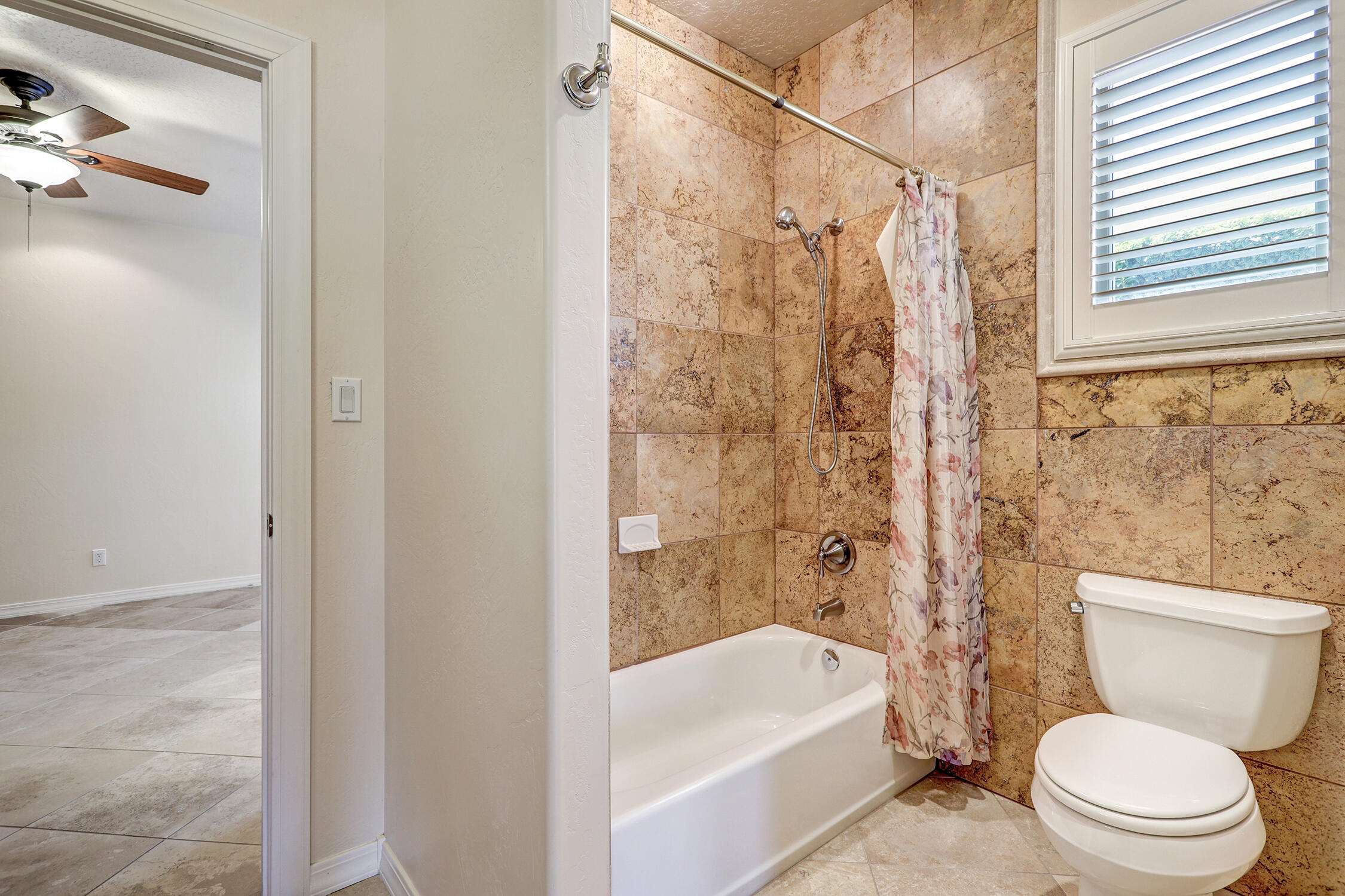 508 Laguna Seca Lane NW