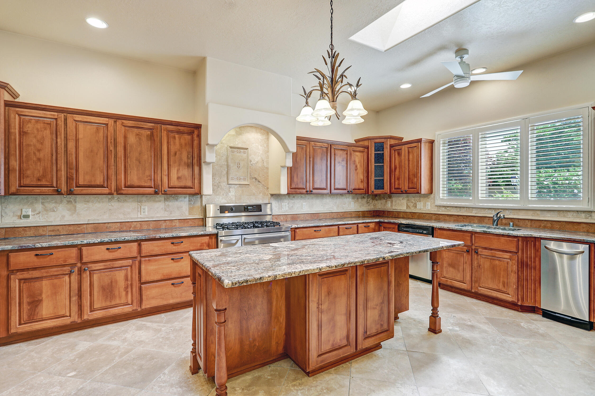508 Laguna Seca Lane NW