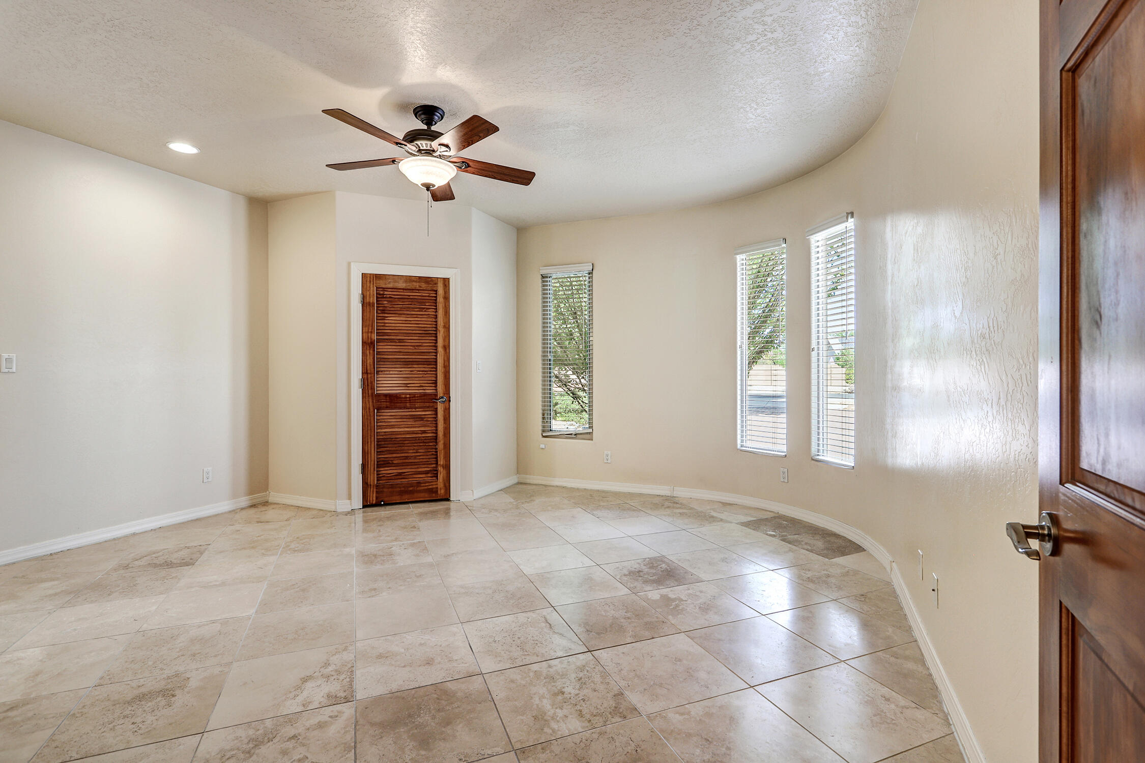 508 Laguna Seca Lane NW