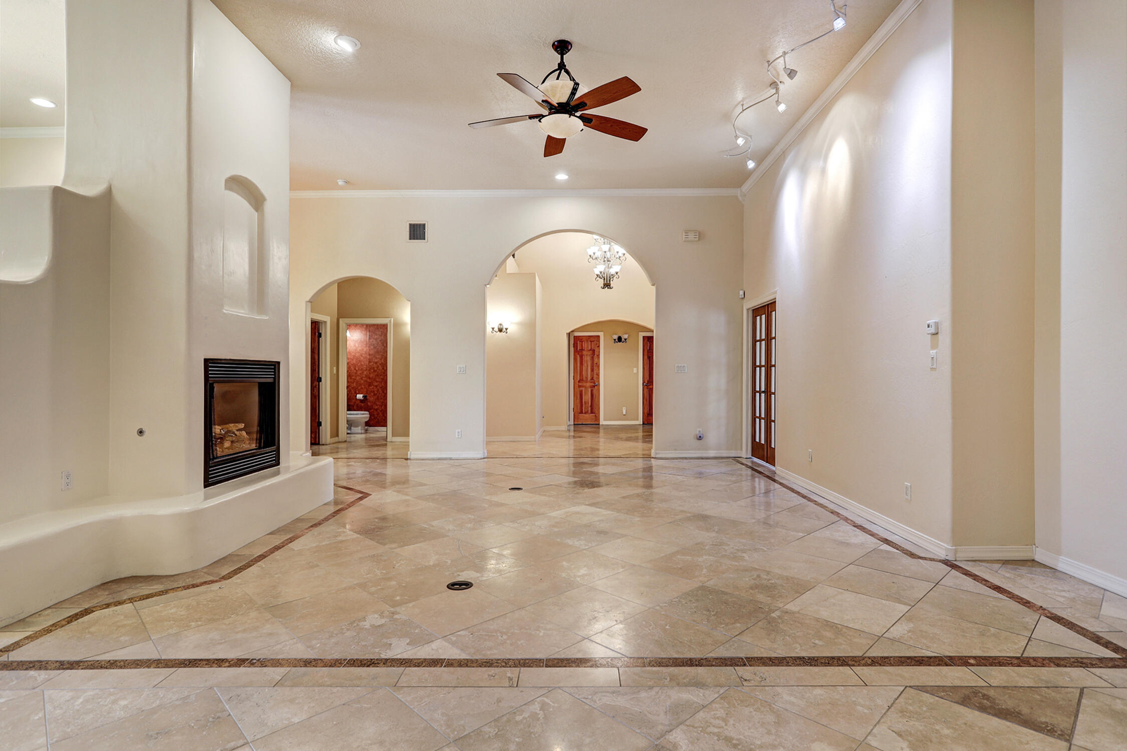 508 Laguna Seca Lane NW