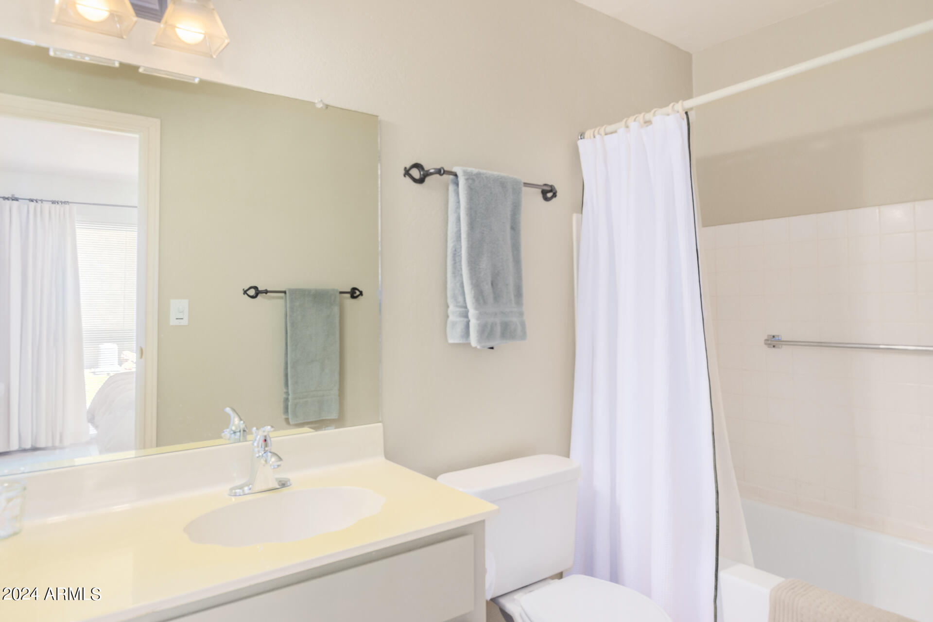 4630 N 68TH Street, 253