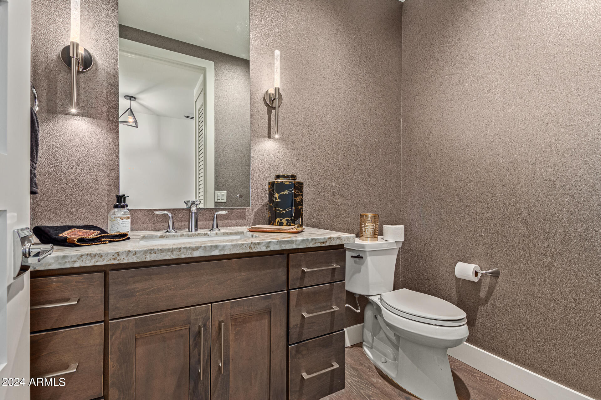 6166 N SCOTTSDALE Road C3006