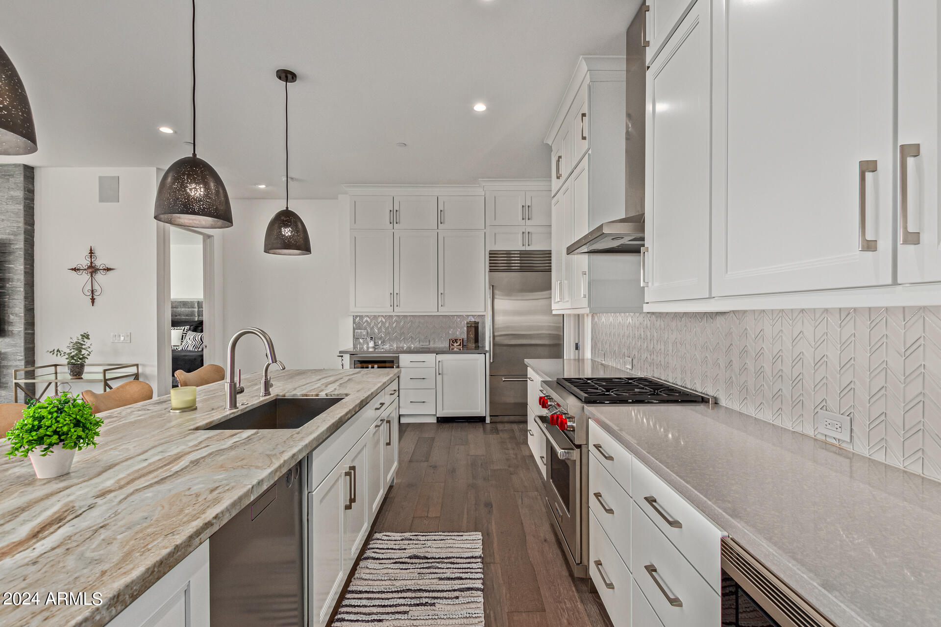 6166 N SCOTTSDALE Road C3006