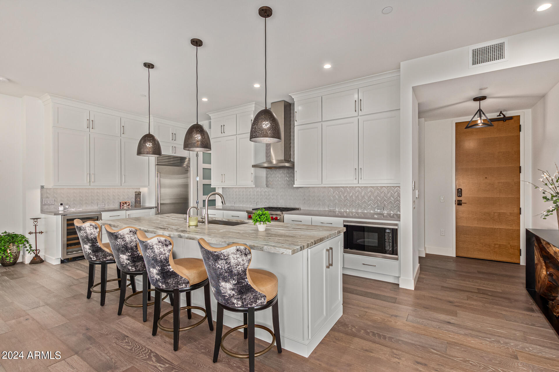 6166 N SCOTTSDALE Road C3006