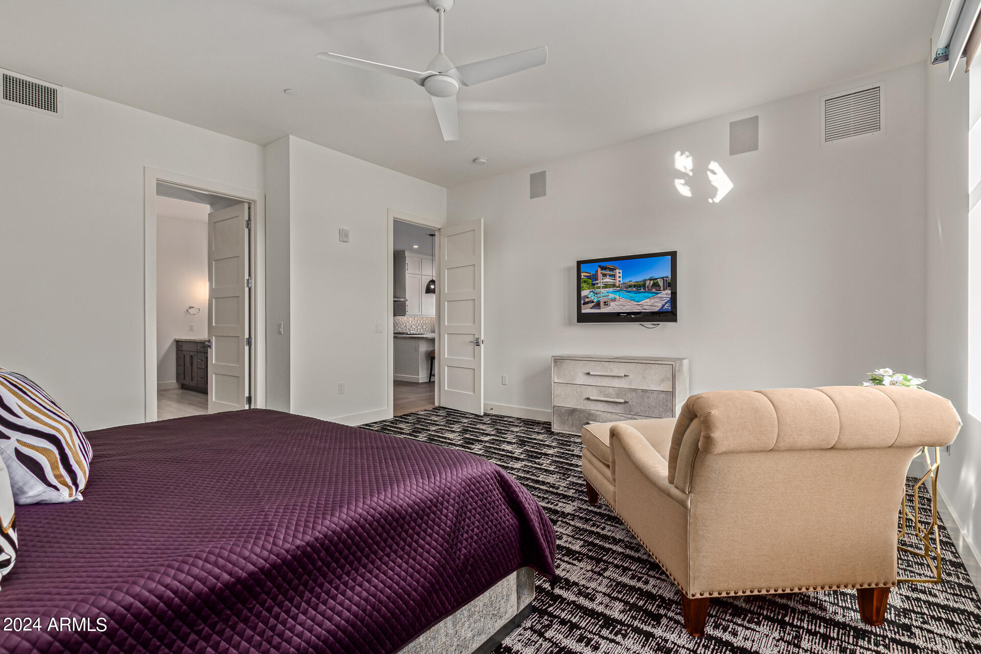 6166 N SCOTTSDALE Road C3006