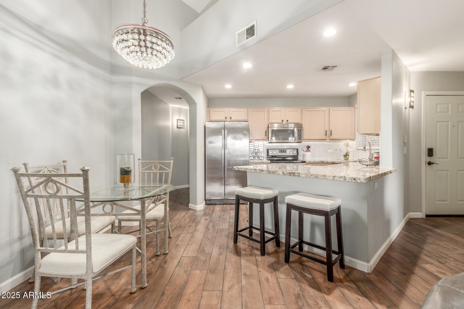 10401 N 52ND Street 208