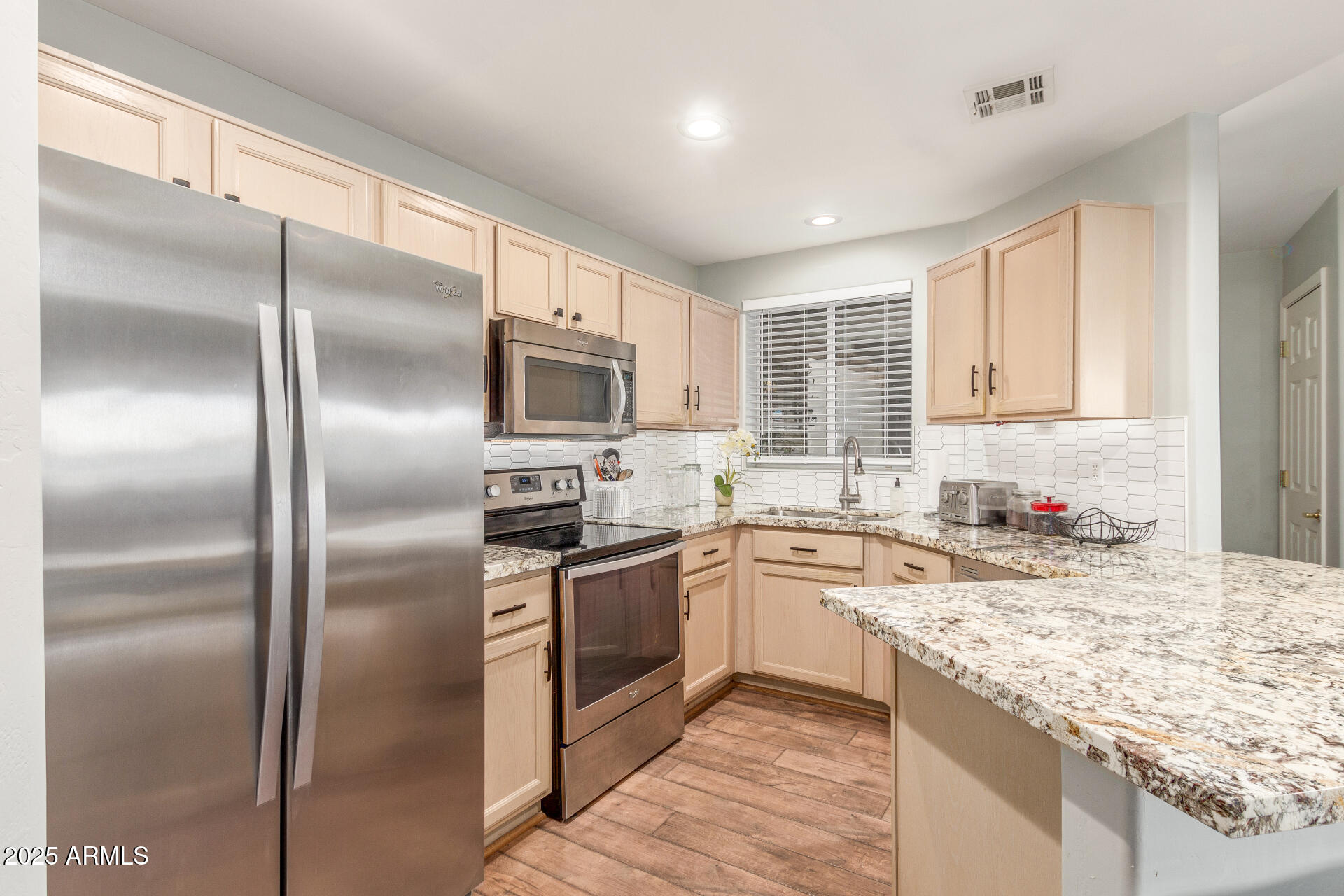 10401 N 52ND Street 208
