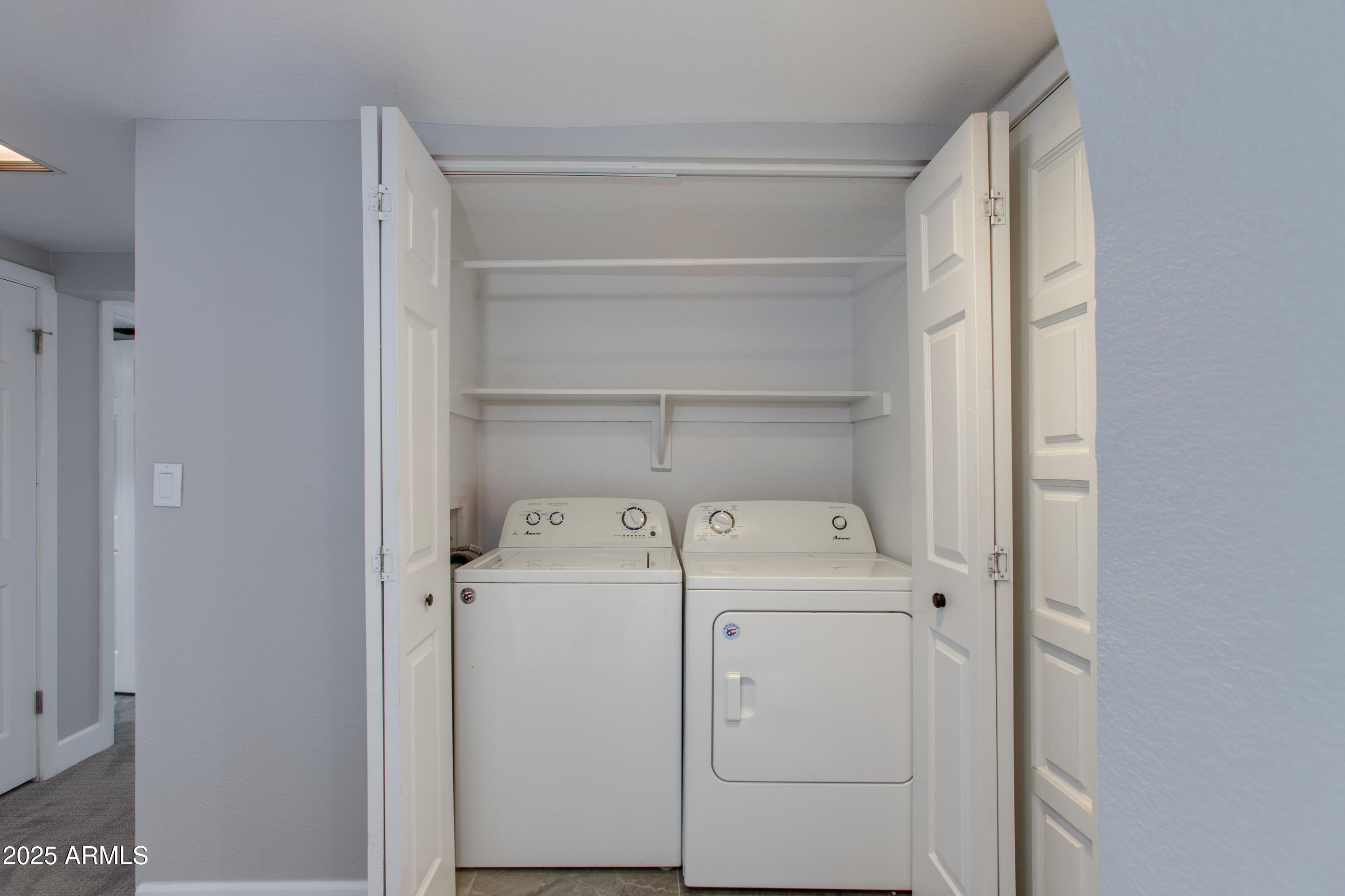 10410 N CAVE CREEK Road 2011