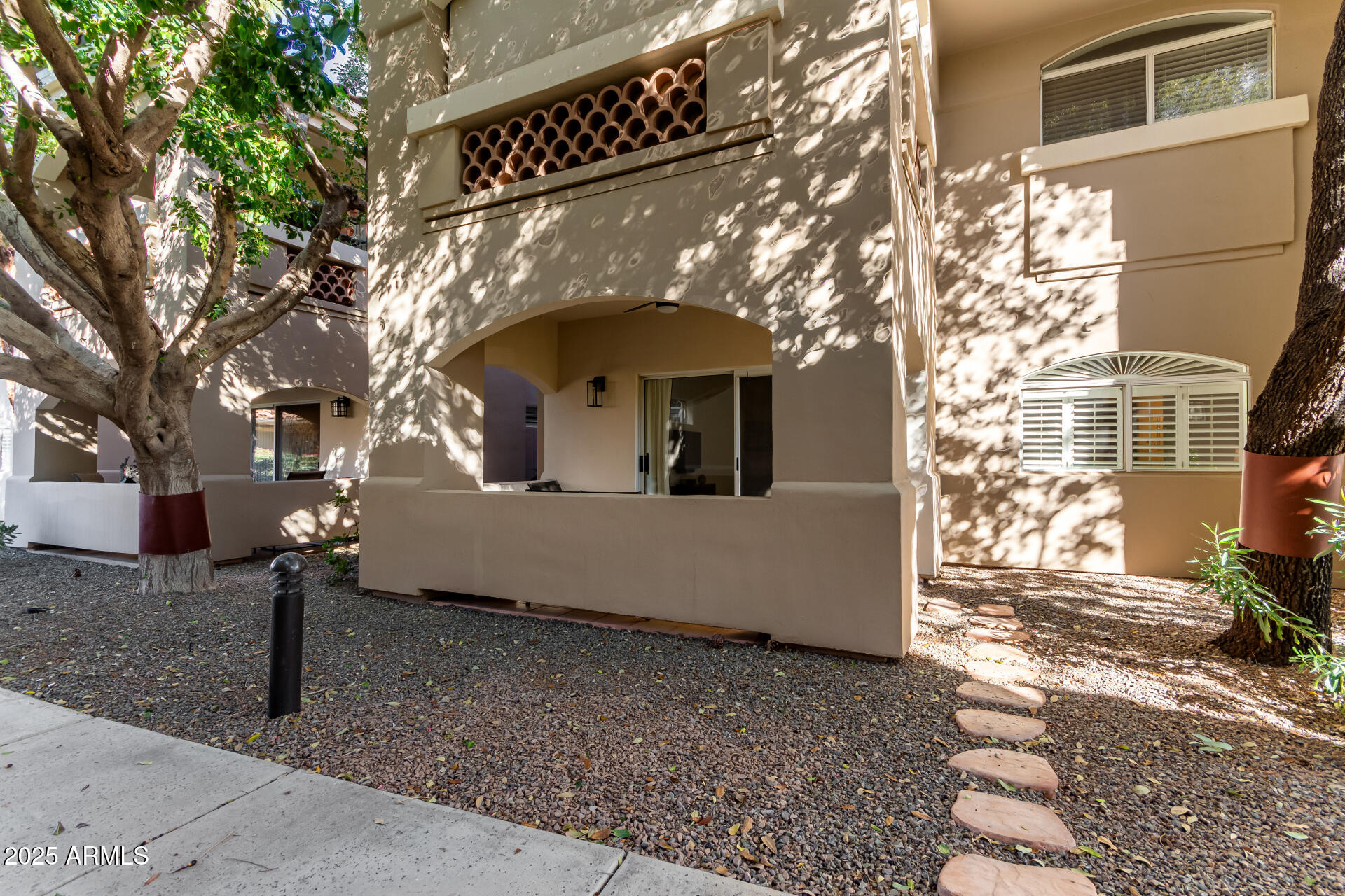 8653 E ROYAL PALM Road 1014