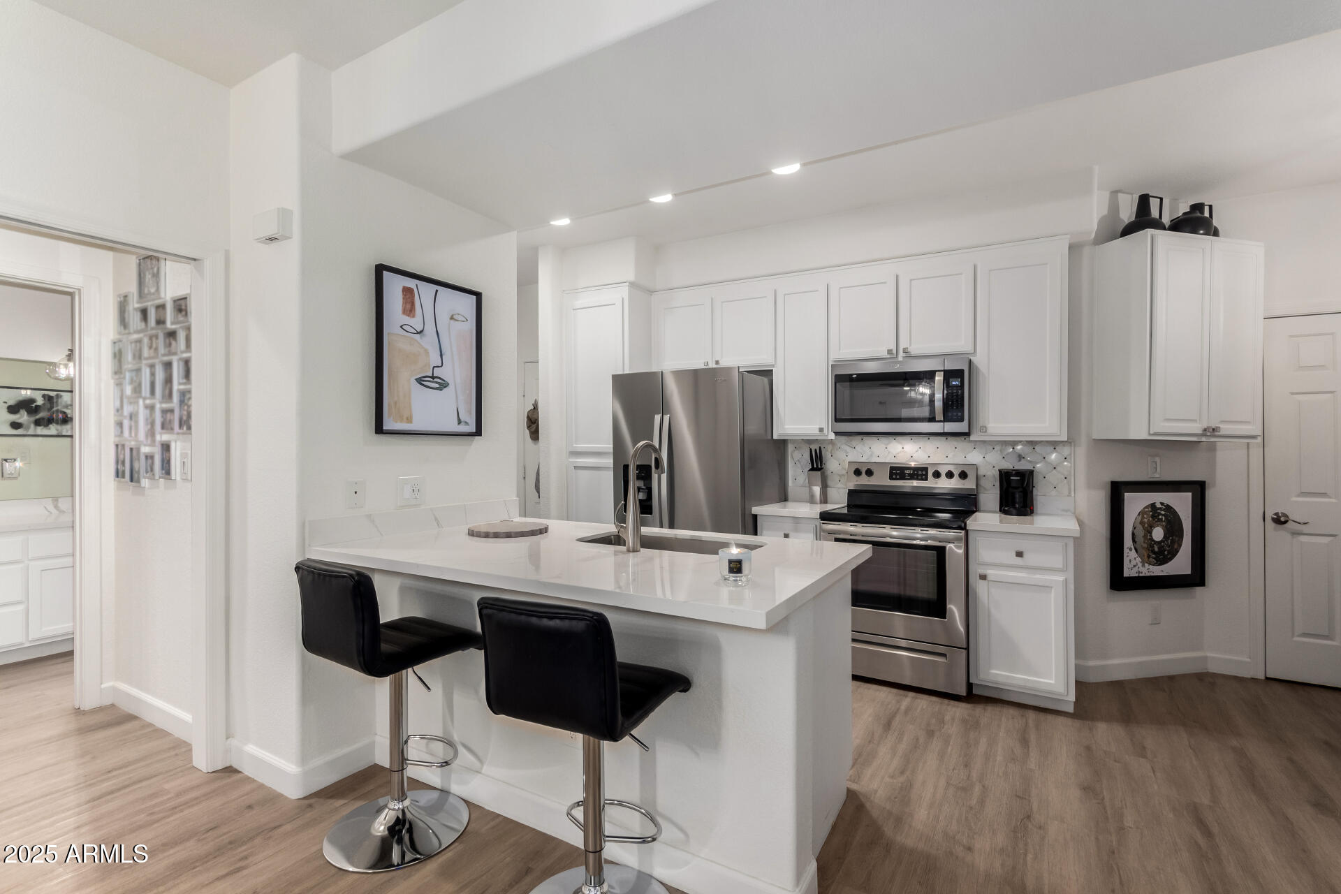 8653 E ROYAL PALM Road 1014