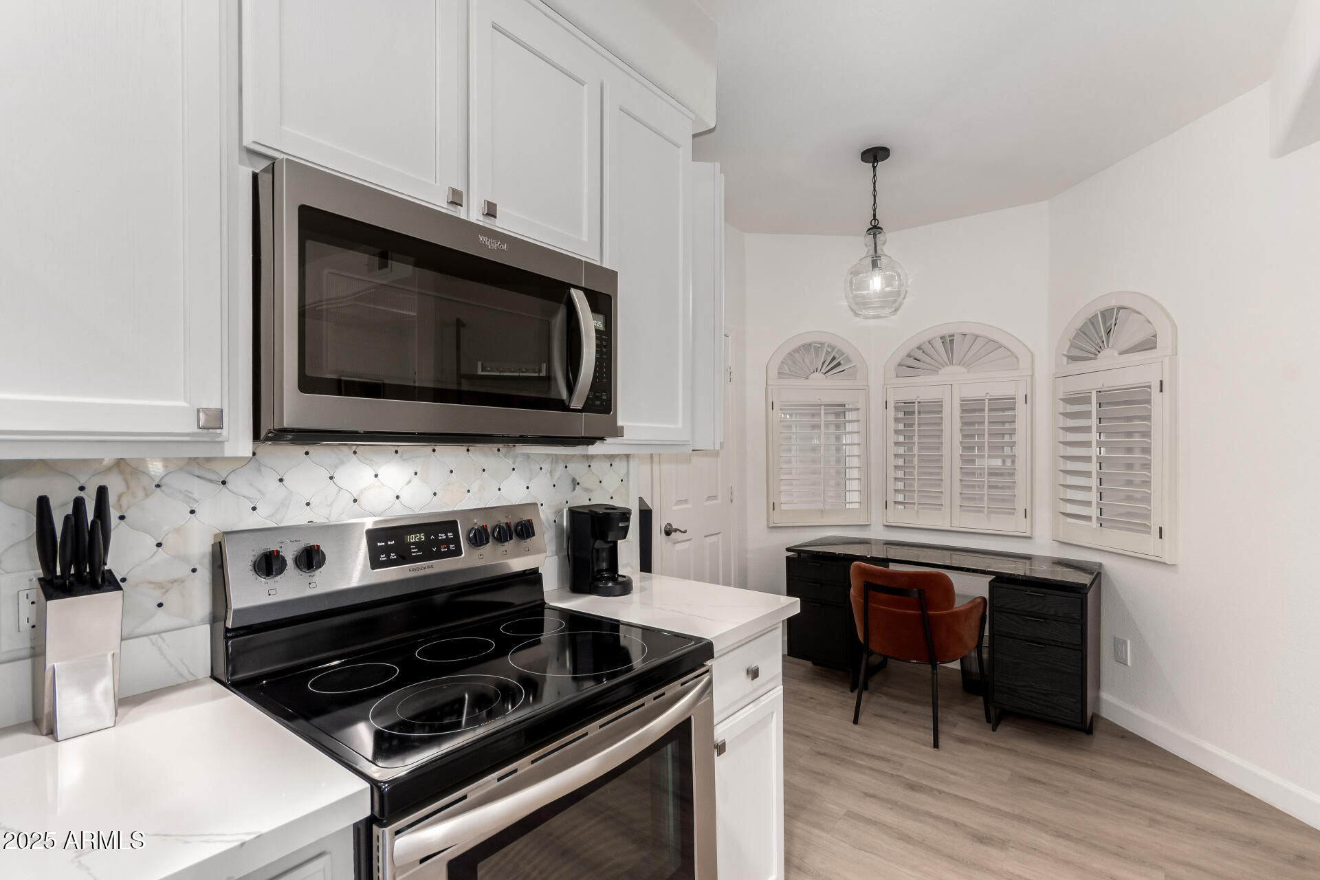 8653 E ROYAL PALM Road 1014