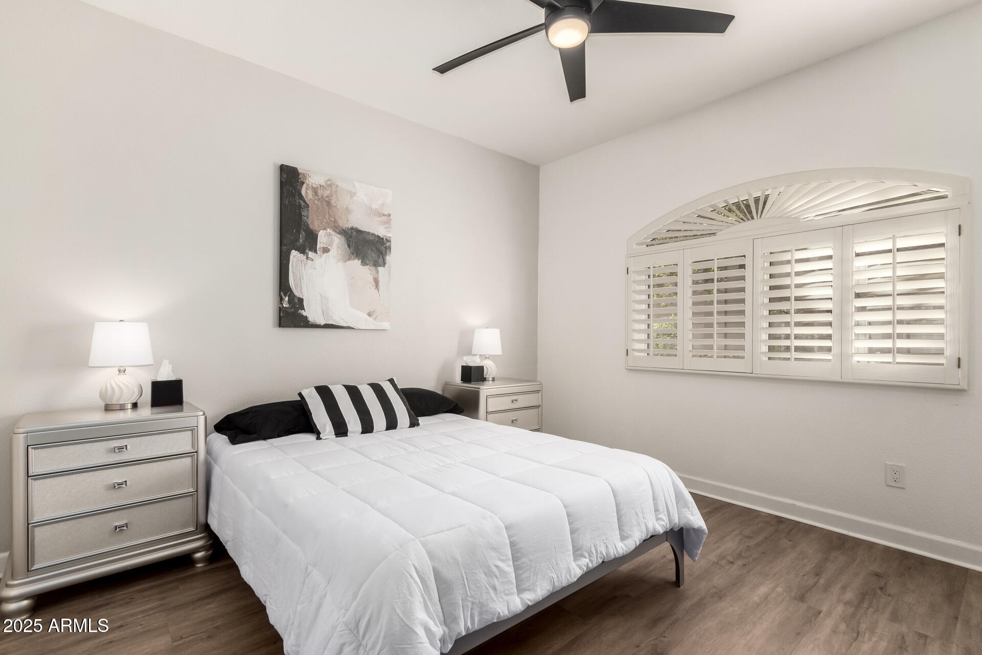 8653 E ROYAL PALM Road 1014