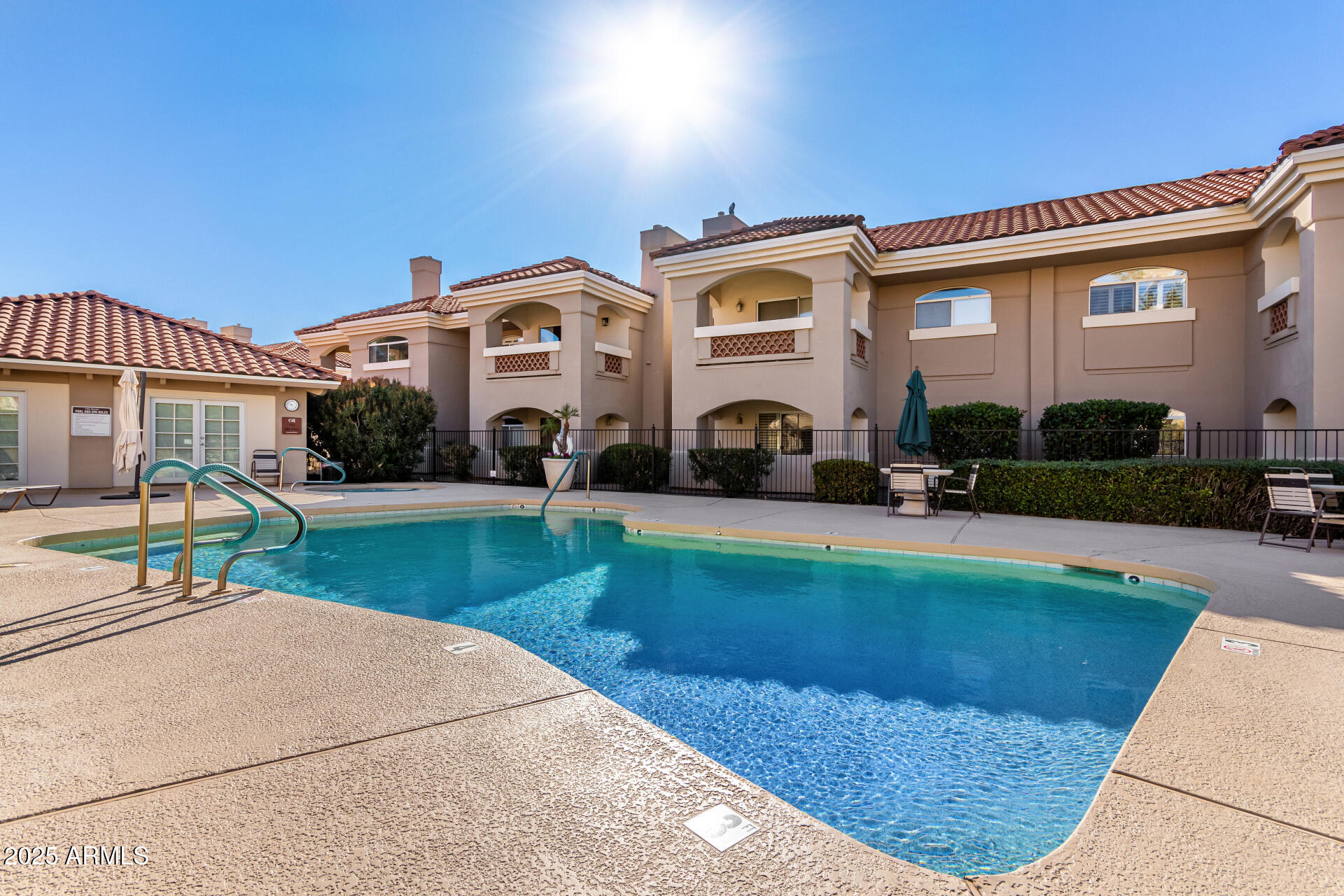 8653 E ROYAL PALM Road 1014