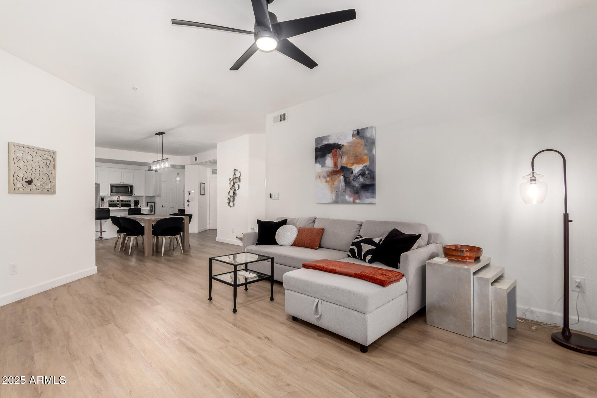 8653 E ROYAL PALM Road 1014