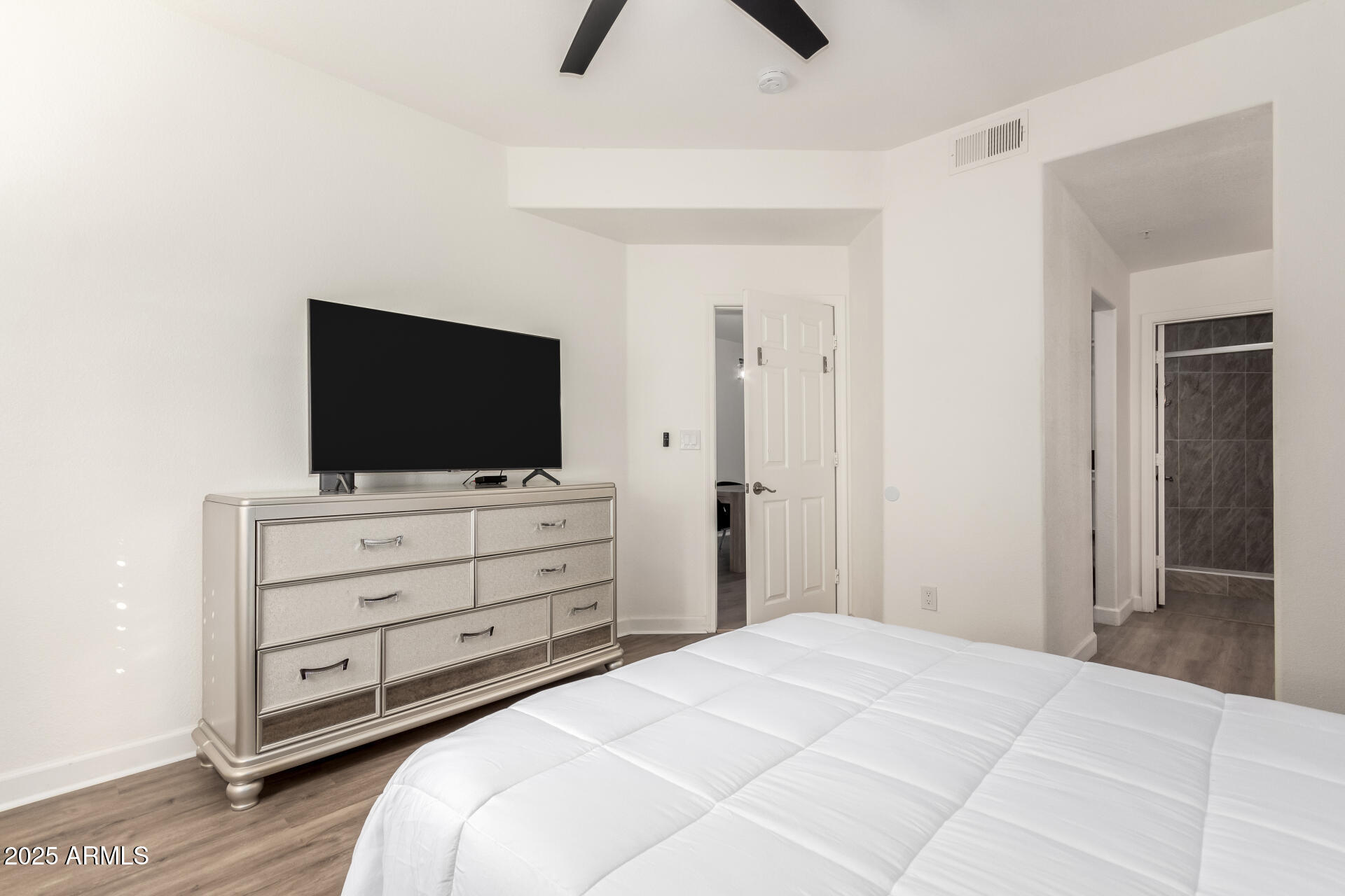 8653 E ROYAL PALM Road 1014