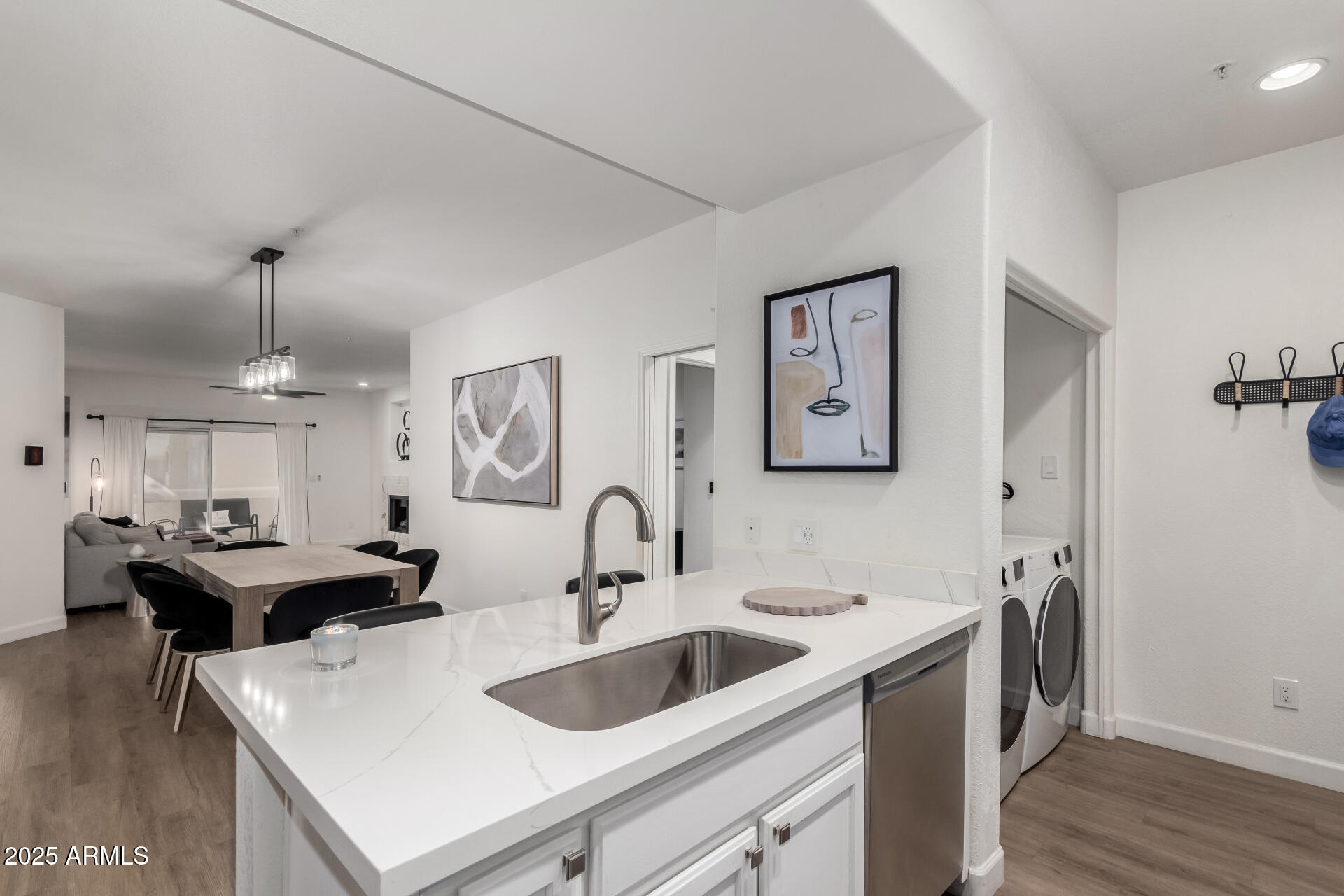 8653 E ROYAL PALM Road 1014