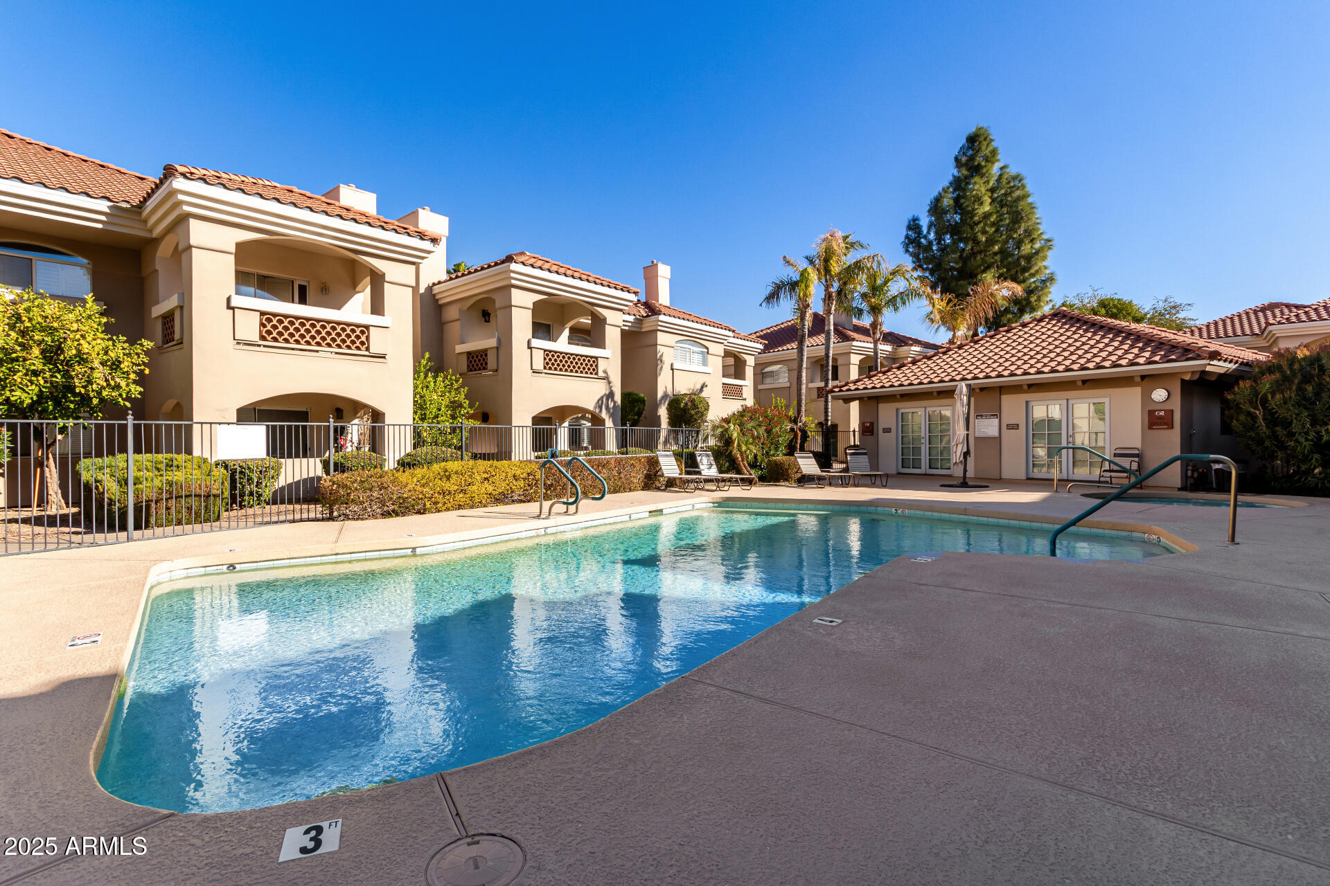 8653 E ROYAL PALM Road 1014
