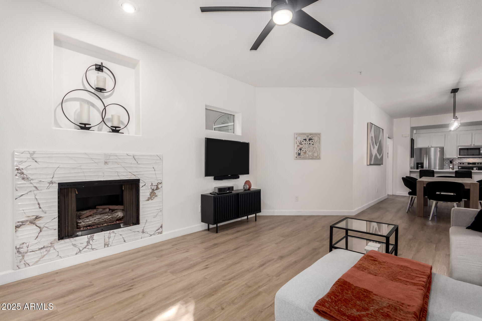 8653 E ROYAL PALM Road 1014