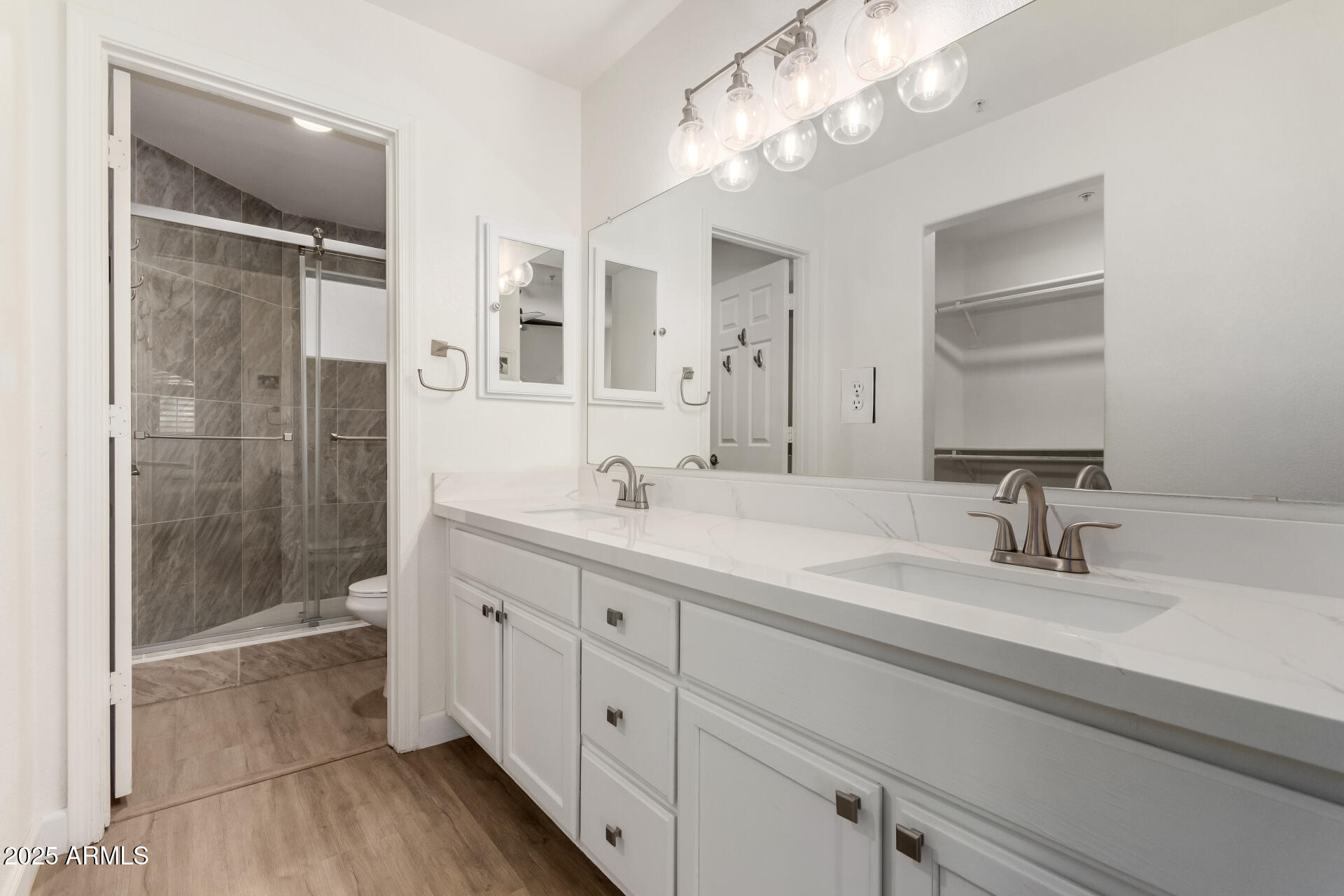 8653 E ROYAL PALM Road 1014