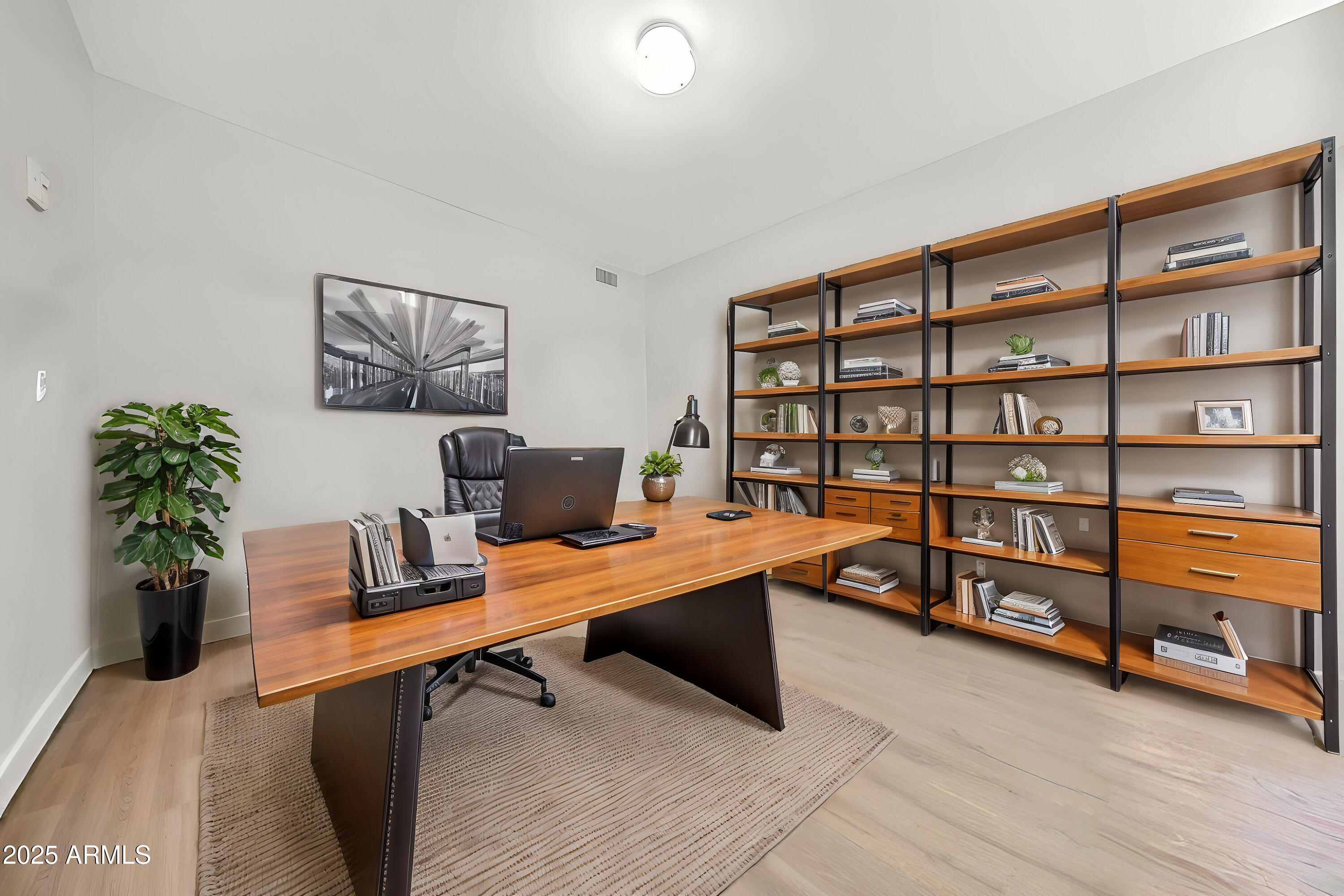 6166 N SCOTTSDALE Road B1005