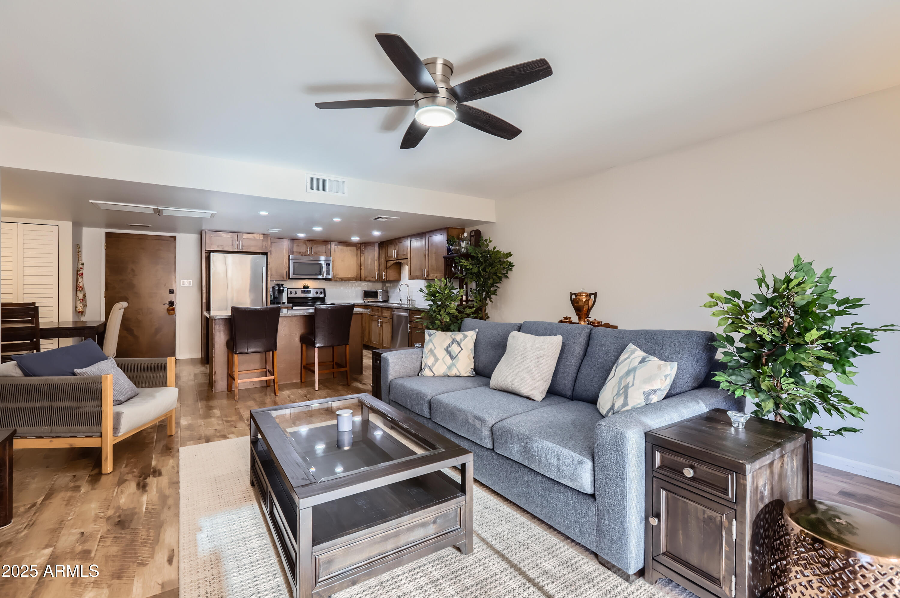 7940 E CAMELBACK Road 403