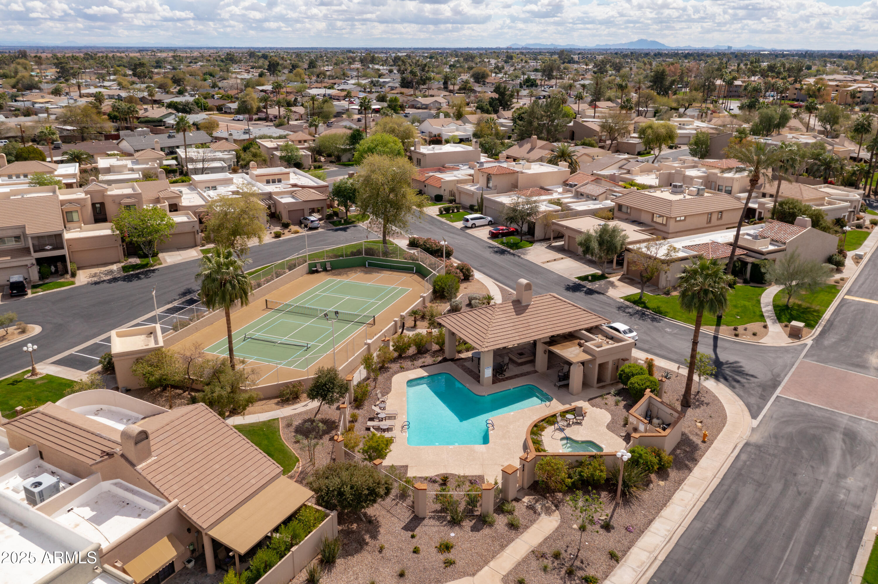 8100 E CAMELBACK Road 138