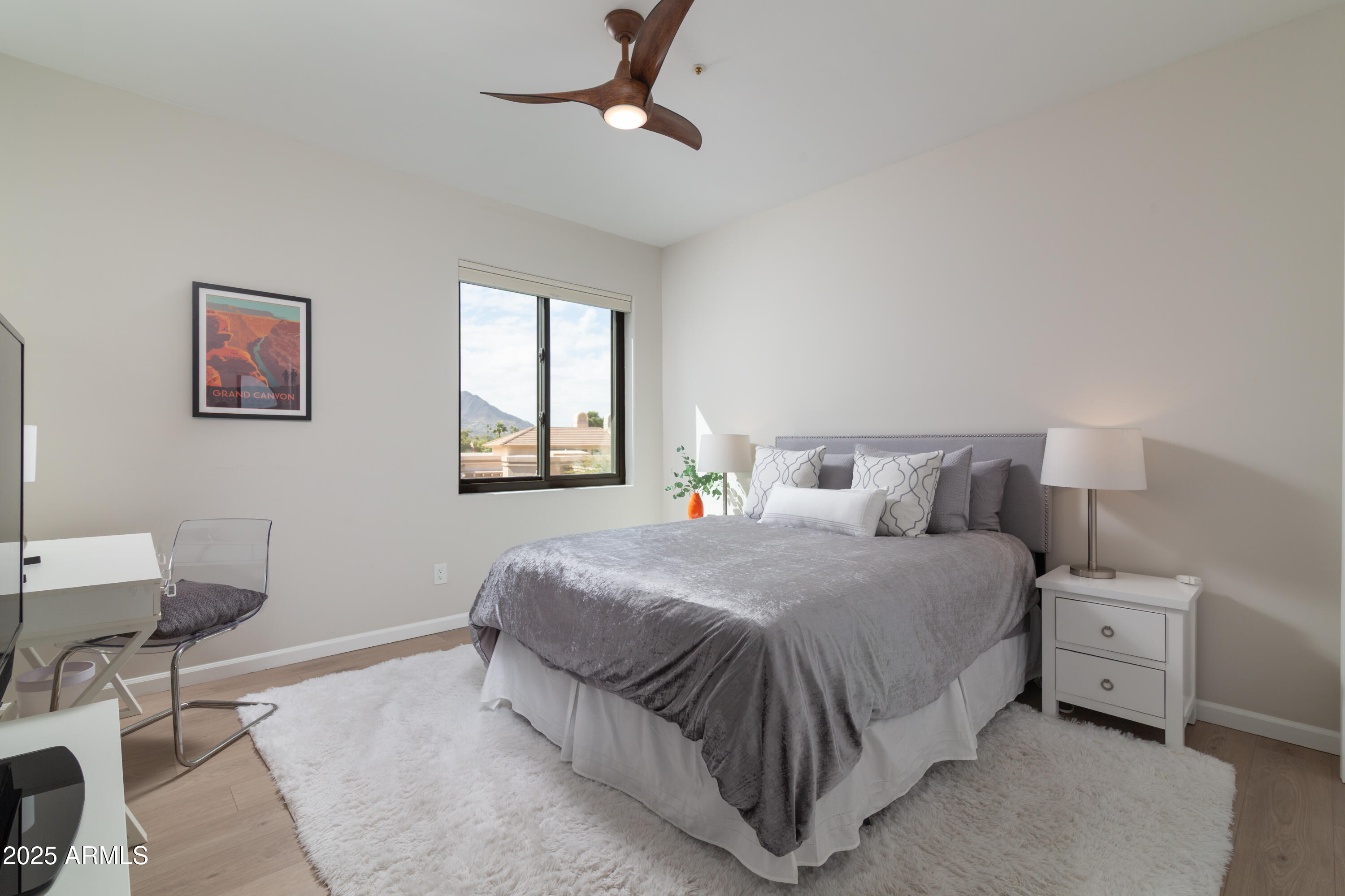 8100 E CAMELBACK Road 138