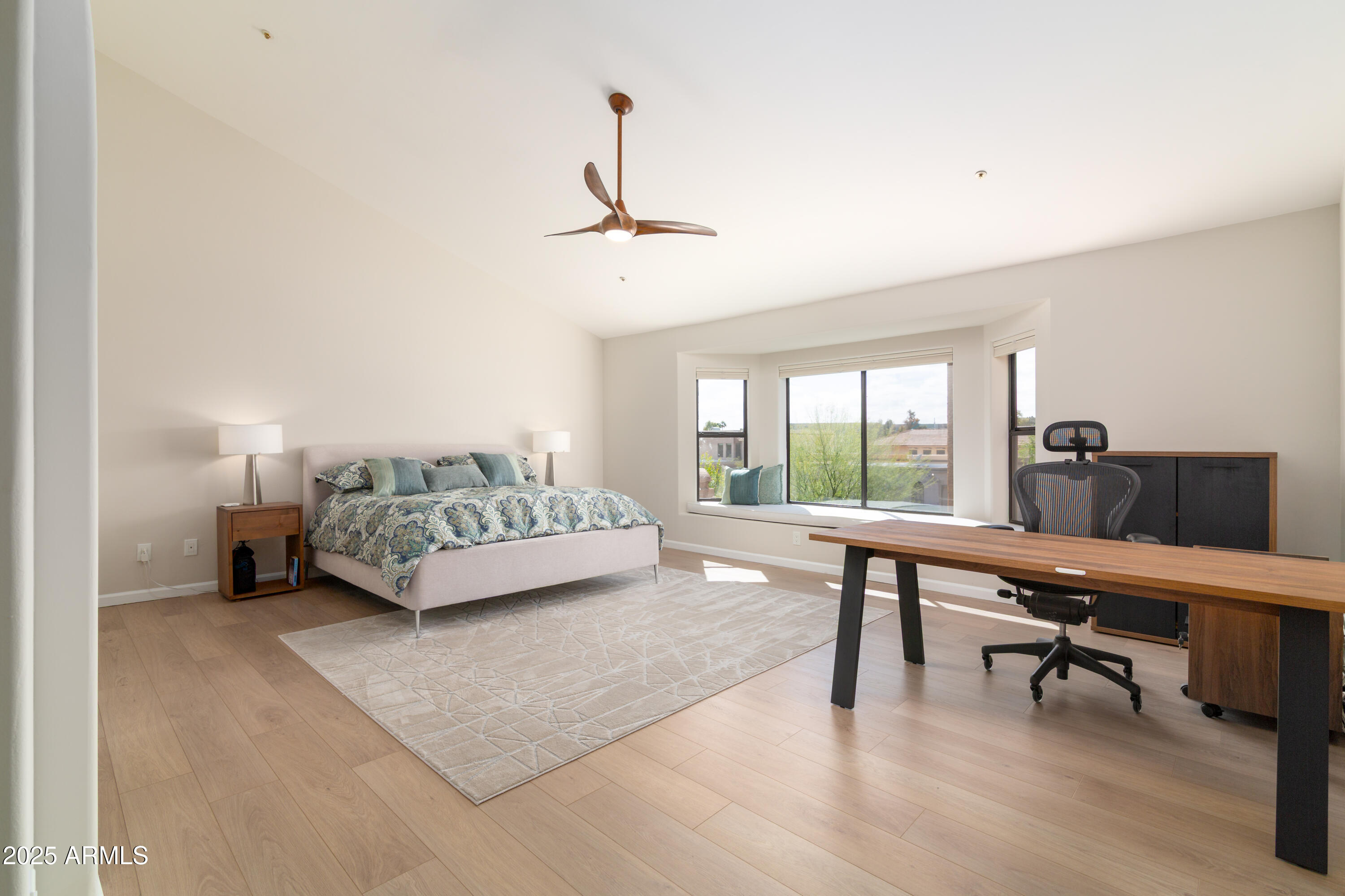 8100 E CAMELBACK Road 138